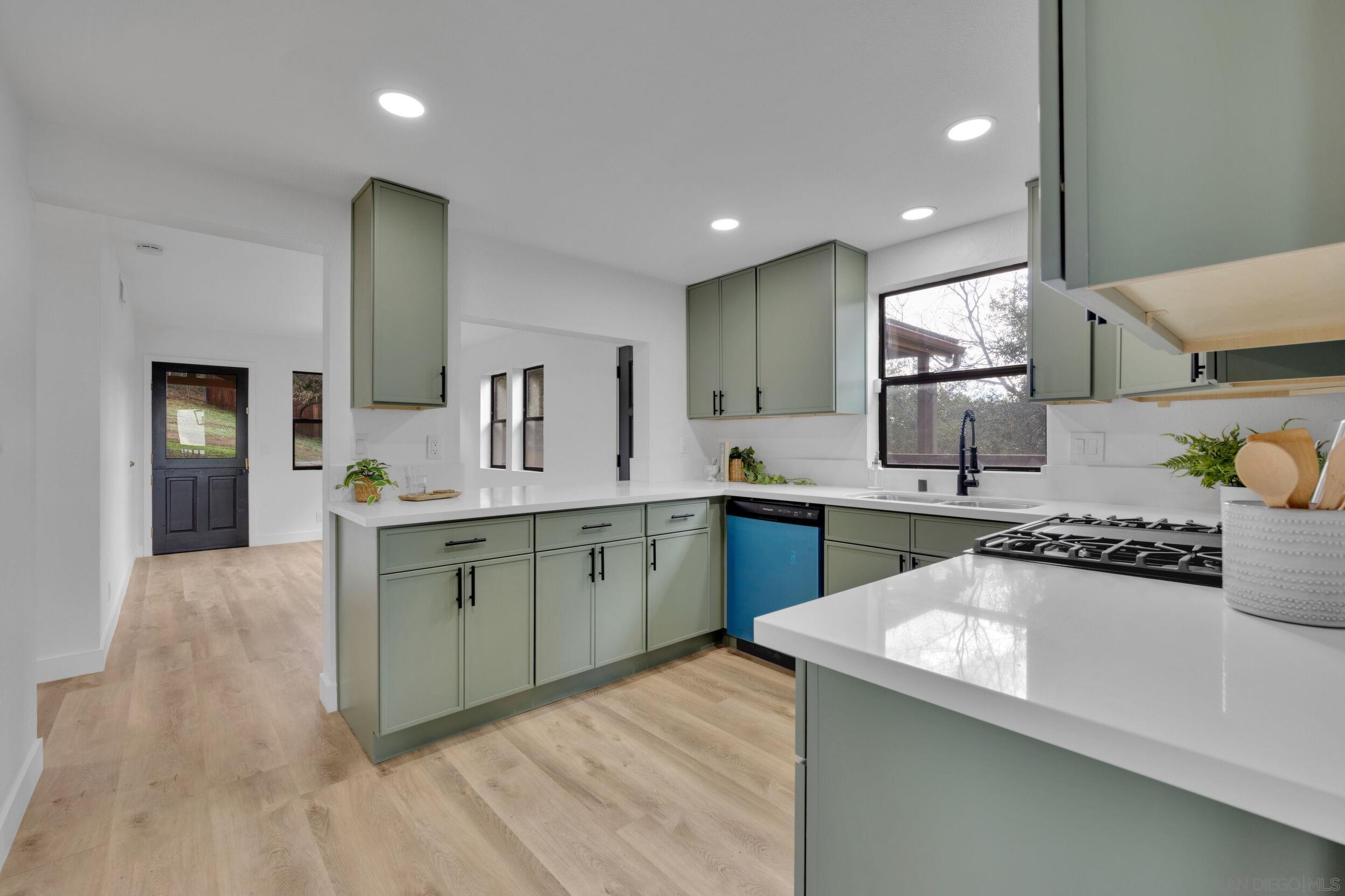 Detail Gallery Image 10 of 43 For 2657  Payson Dr, Julian,  CA 92036 - 4 Beds | 3/1 Baths