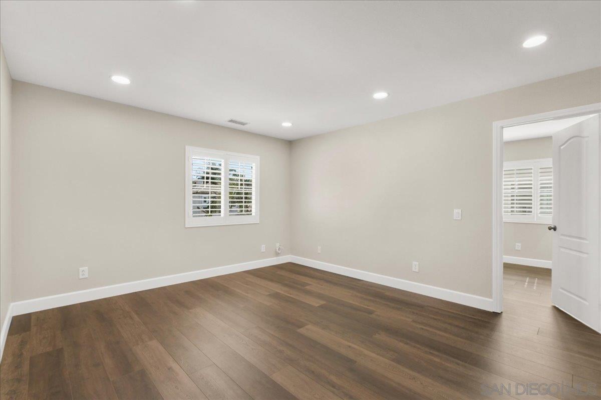 Detail Gallery Image 14 of 30 For 1414  Blackstone Ave, Chula Vista,  CA 91915 - 3 Beds | 2/1 Baths