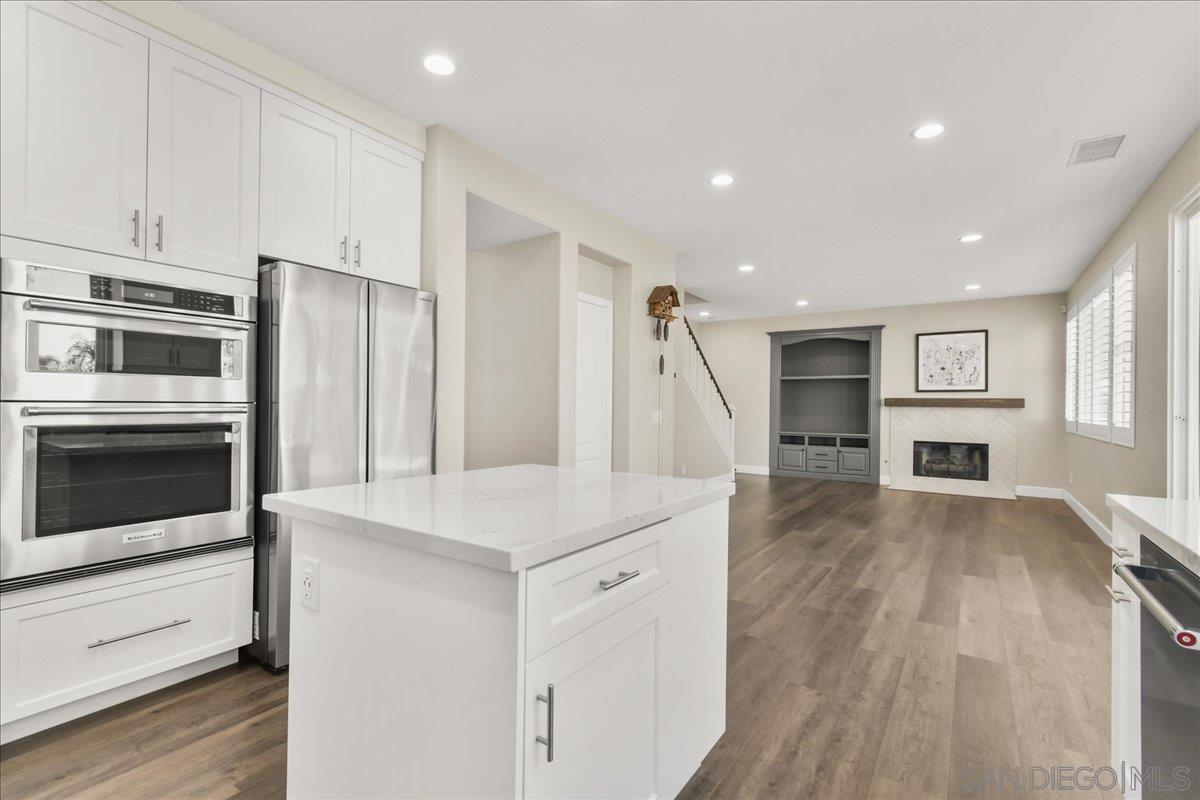 Detail Gallery Image 9 of 30 For 1414  Blackstone Ave, Chula Vista,  CA 91915 - 3 Beds | 2/1 Baths