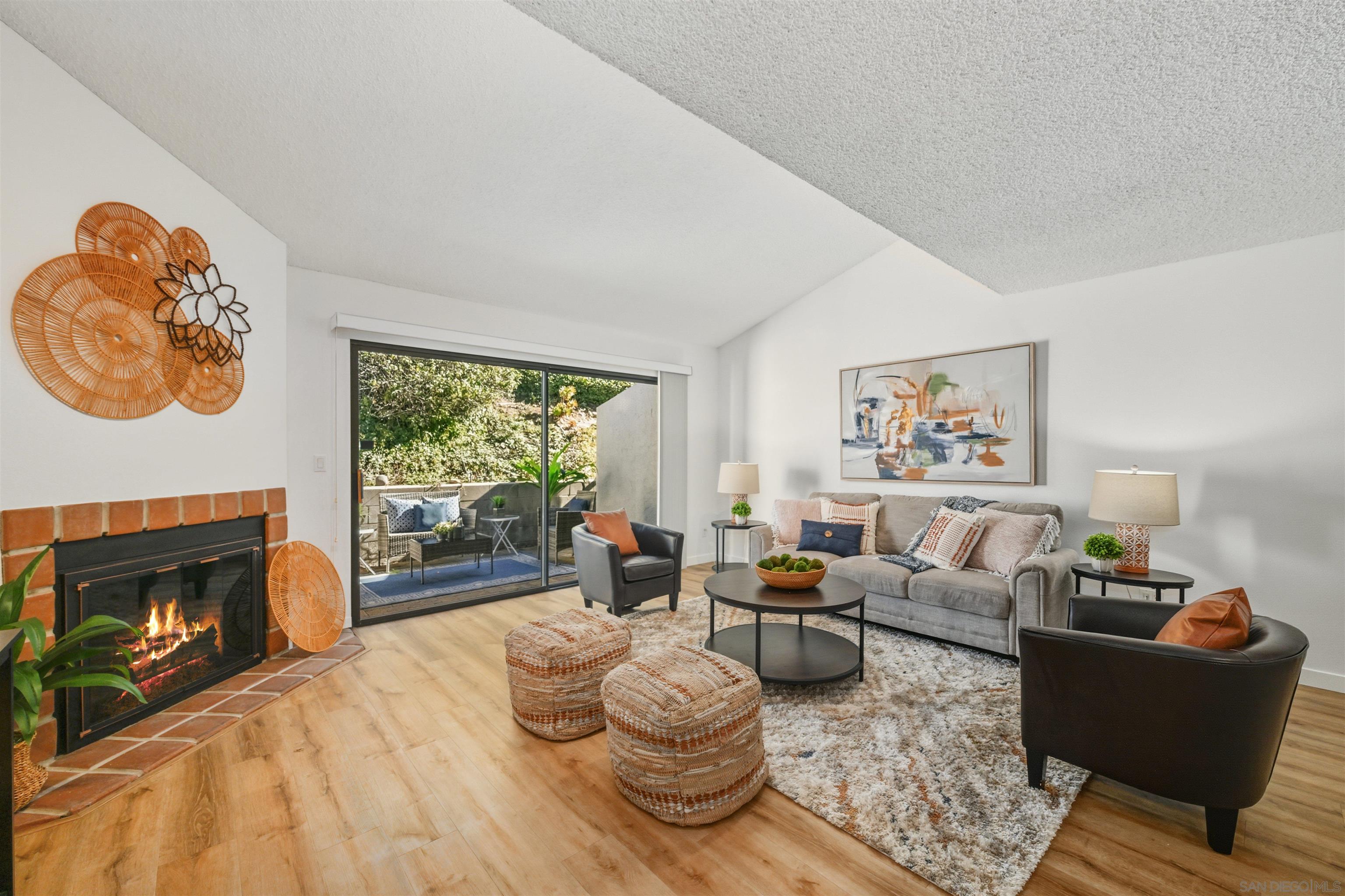 Front Image Thumbnail for SD260003296