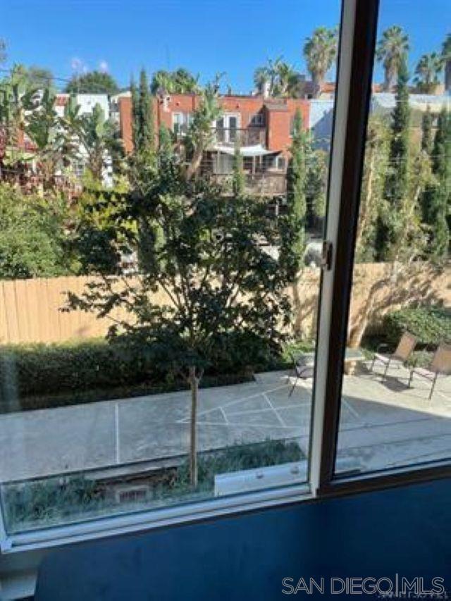 Front Image Thumbnail for SD260003298