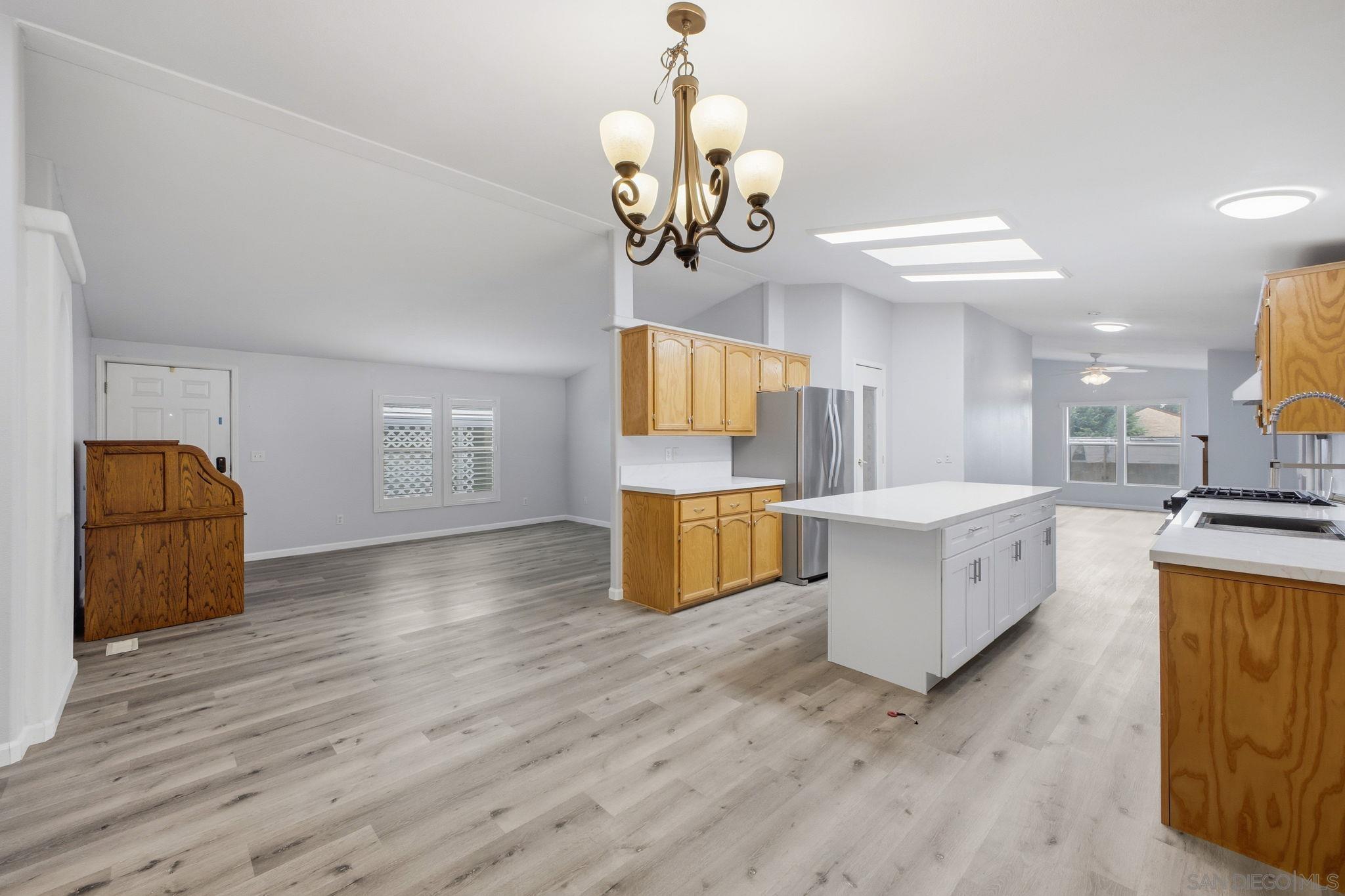 Detail Gallery Image 30 of 69 For 450 E Bradley Ave  #151,  El Cajon,  CA 92021 - 3 Beds | 2 Baths