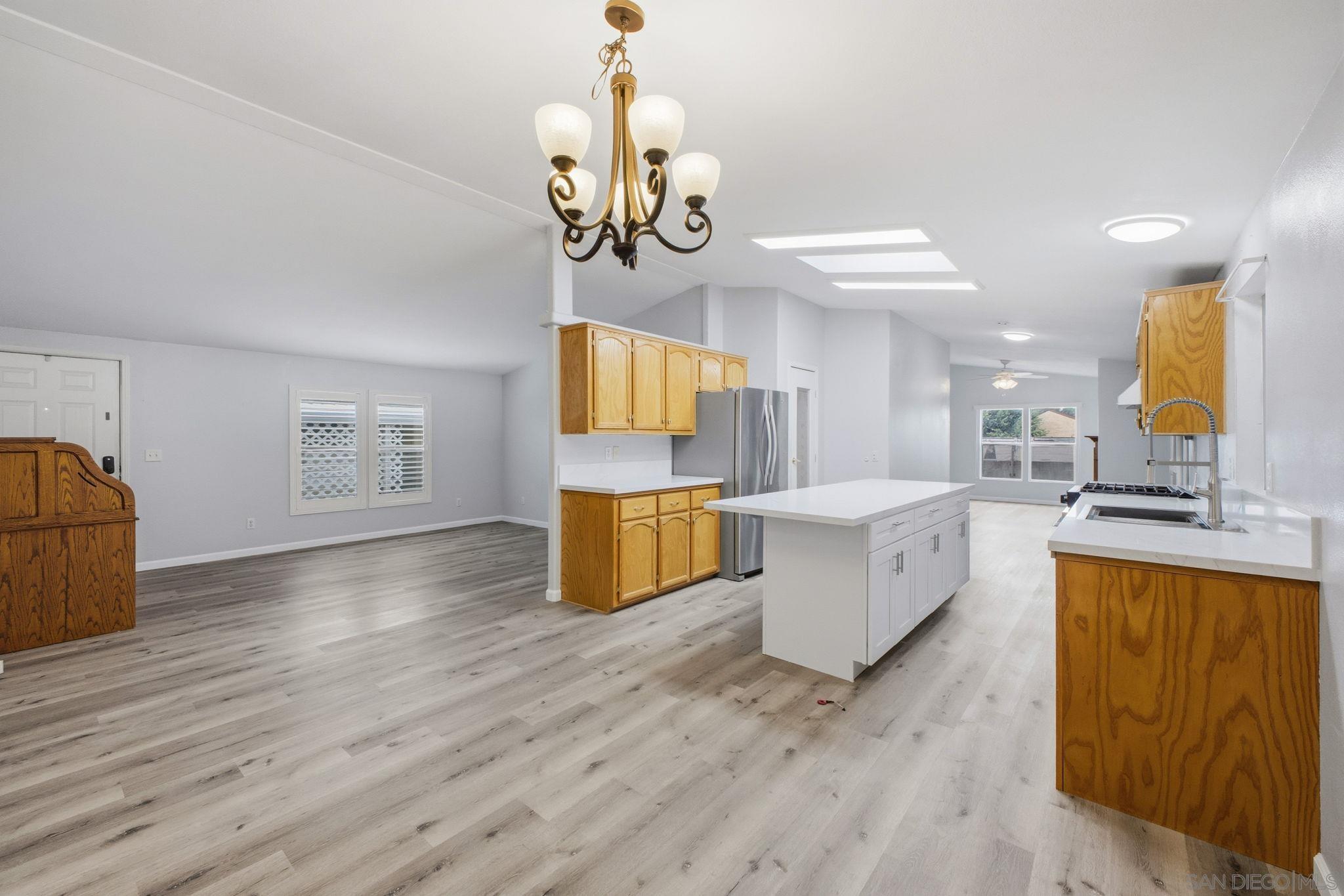 Detail Gallery Image 31 of 69 For 450 E Bradley Ave  #151,  El Cajon,  CA 92021 - 3 Beds | 2 Baths