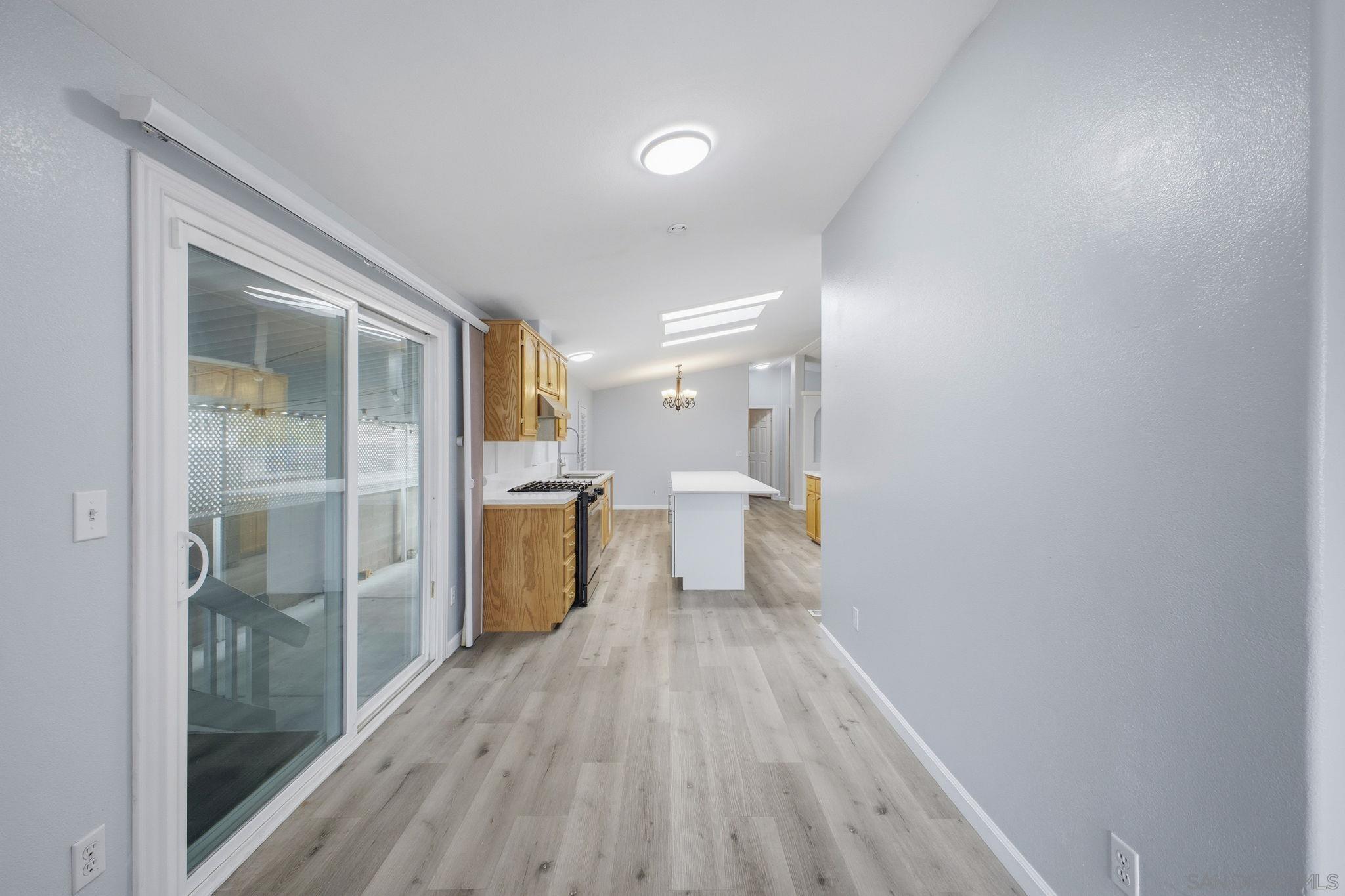 Detail Gallery Image 7 of 69 For 450 E Bradley Ave  #151,  El Cajon,  CA 92021 - 3 Beds | 2 Baths