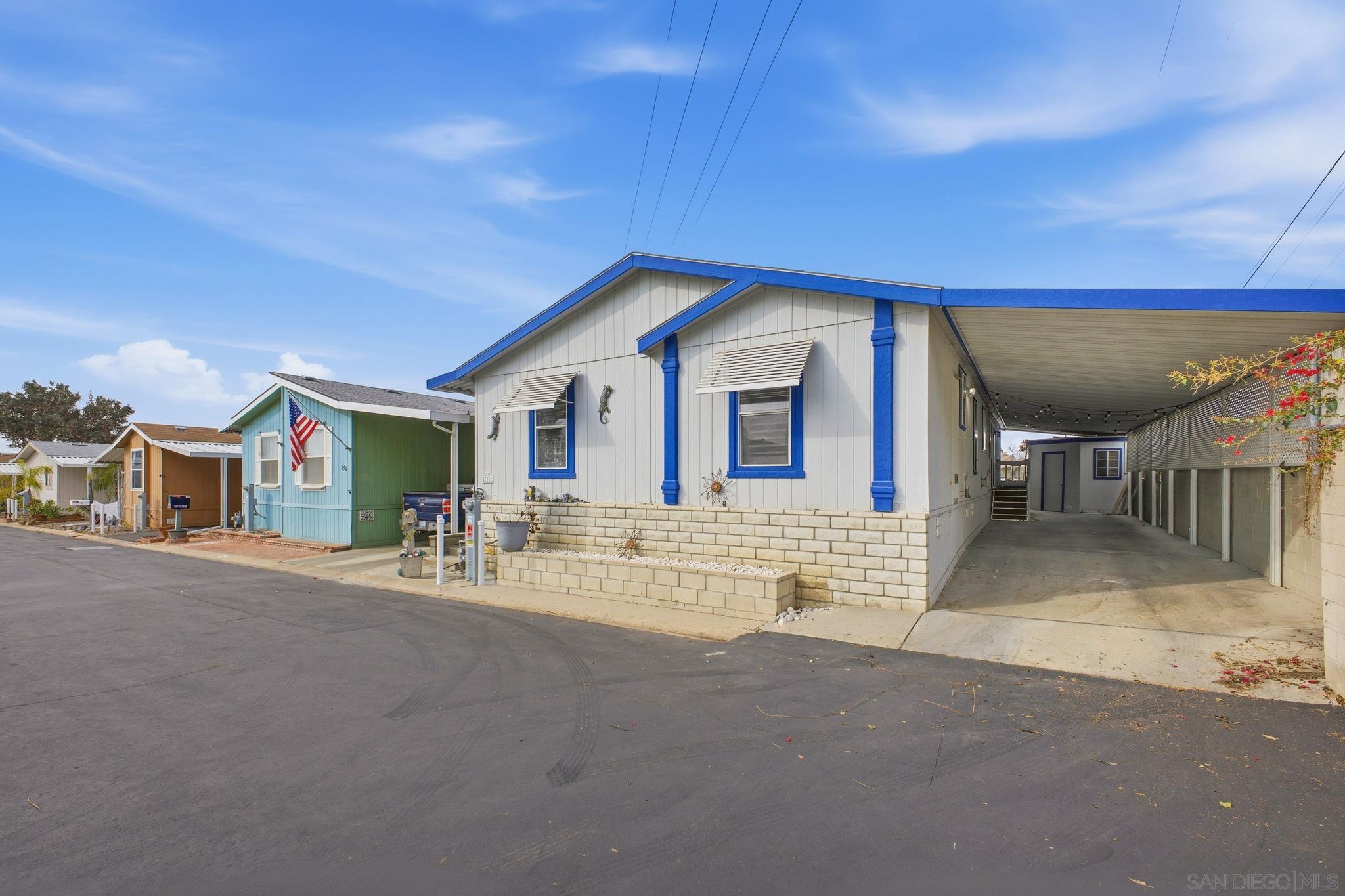 Detail Gallery Image 9 of 69 For 450 E Bradley Ave  #151,  El Cajon,  CA 92021 - 3 Beds | 2 Baths