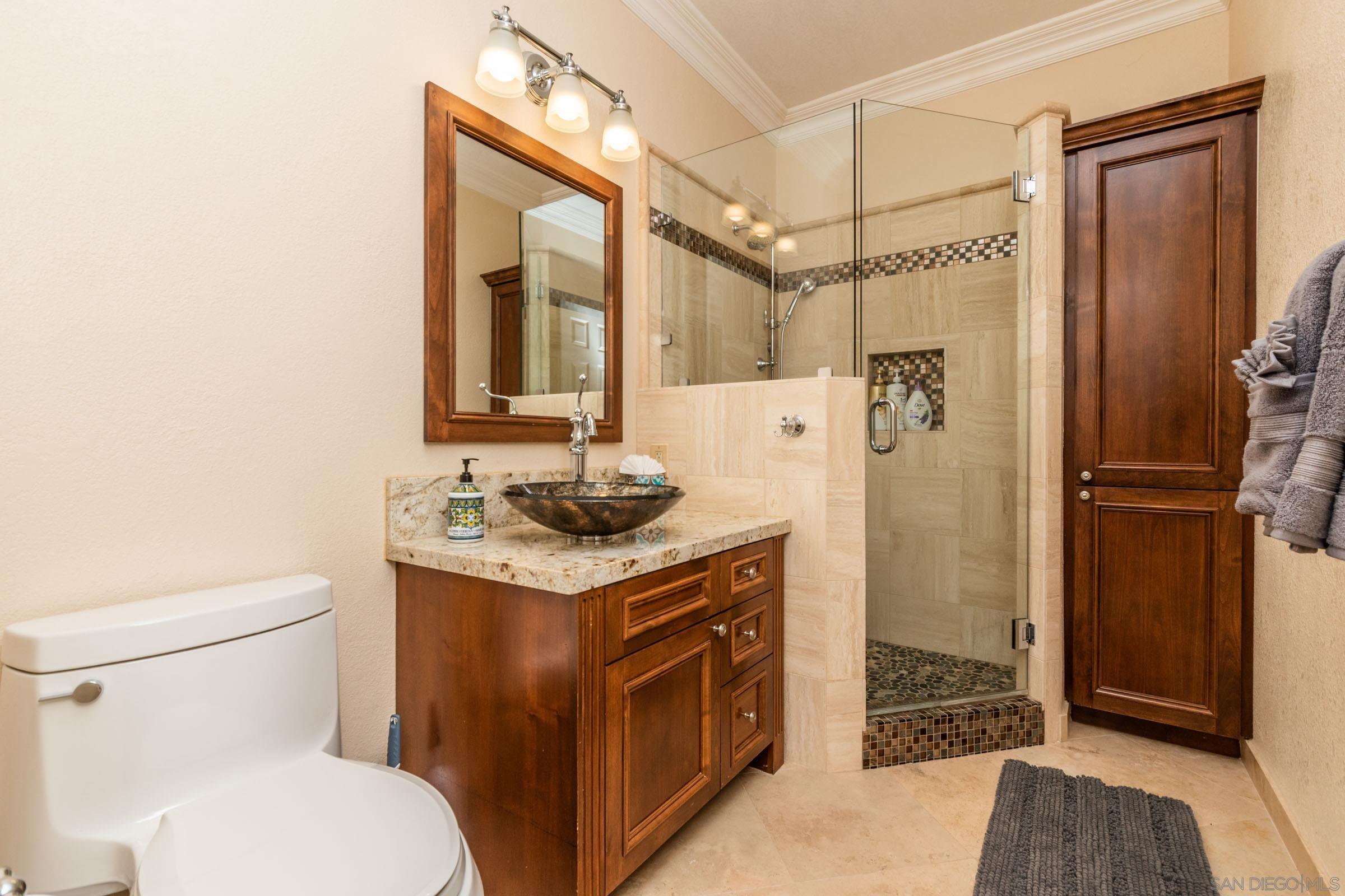 Detail Gallery Image 33 of 58 For 2340  Lomica Pl, Escondido,  CA 92029 - 6 Beds | 4 Baths