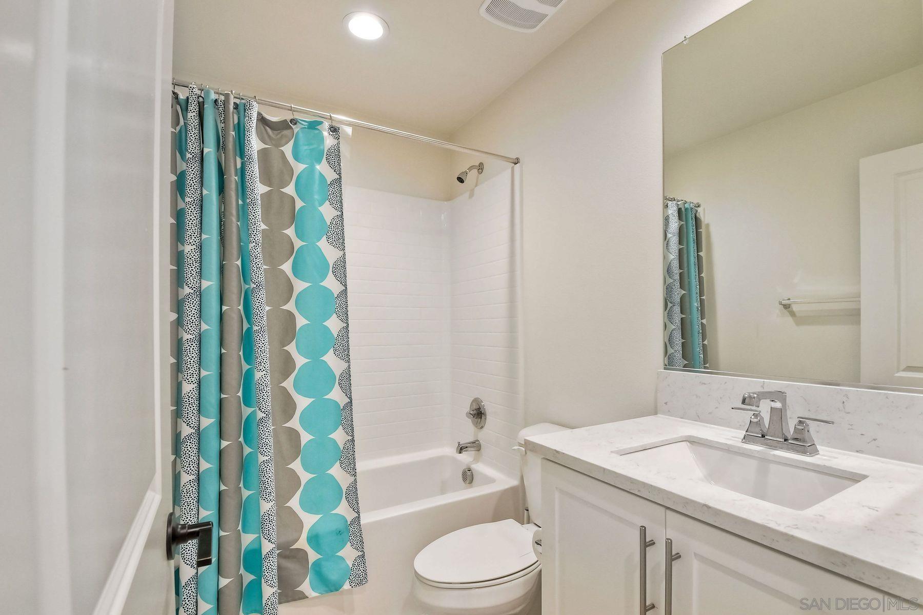 Detail Gallery Image 12 of 29 For 912  Slate St, San Marcos,  CA 92078 - 3 Beds | 2/1 Baths