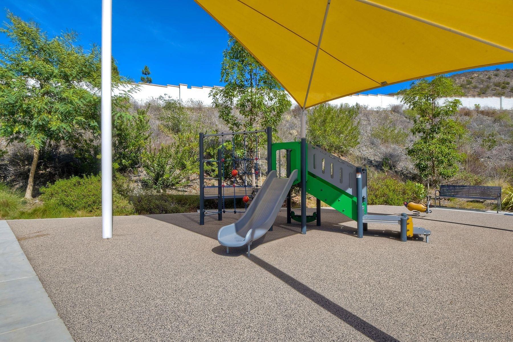 Detail Gallery Image 26 of 29 For 912  Slate St, San Marcos,  CA 92078 - 3 Beds | 2/1 Baths