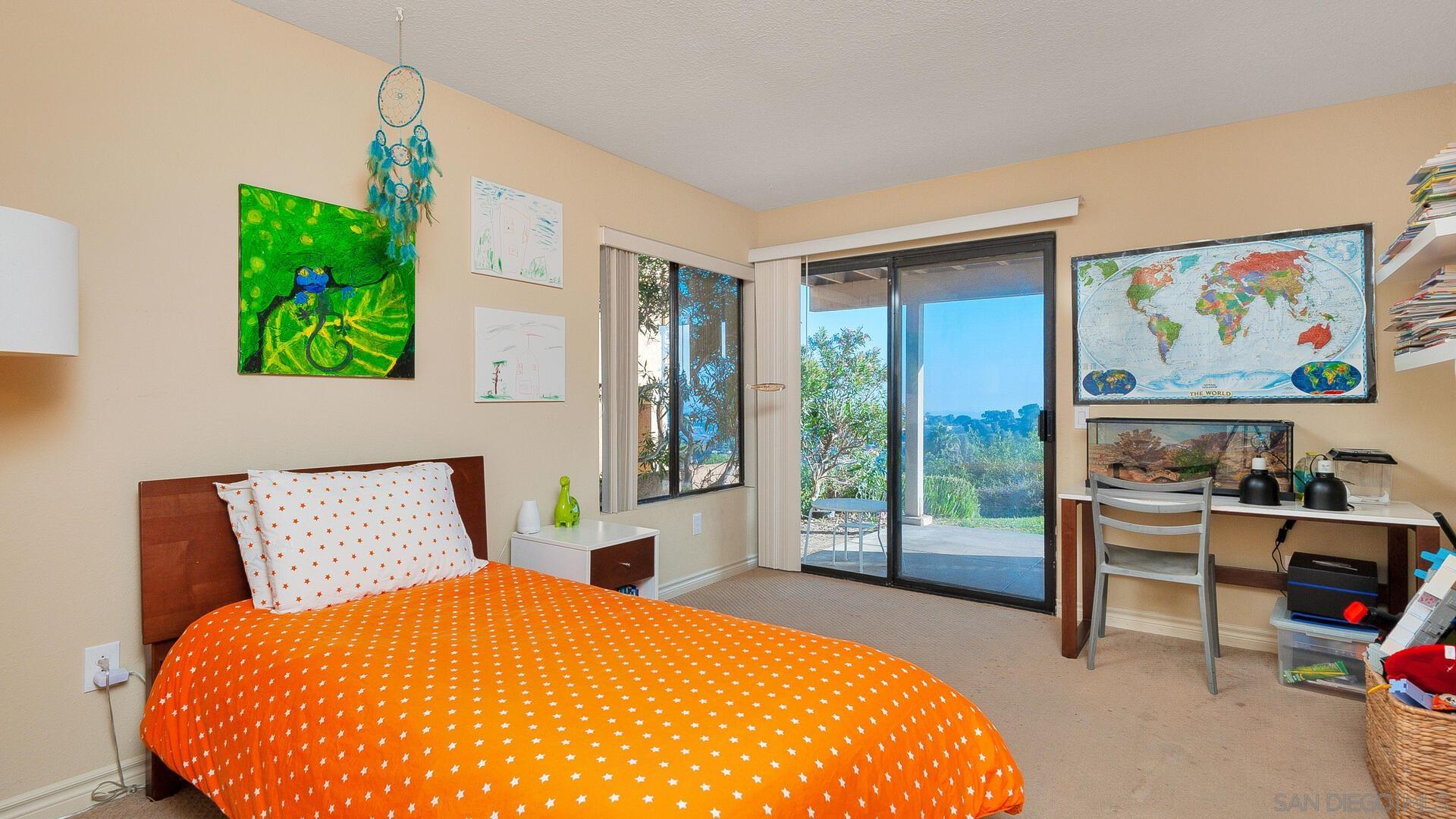 Detail Gallery Image 23 of 44 For 2559  Caminito Muirfield, La Jolla,  CA 92037 - 3 Beds | 3 Baths