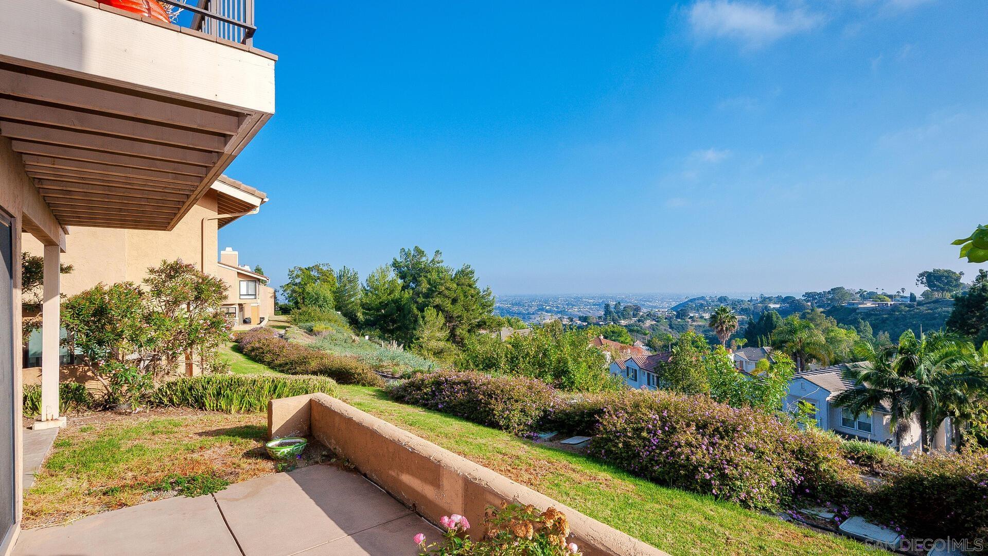 Detail Gallery Image 31 of 44 For 2559  Caminito Muirfield, La Jolla,  CA 92037 - 3 Beds | 3 Baths