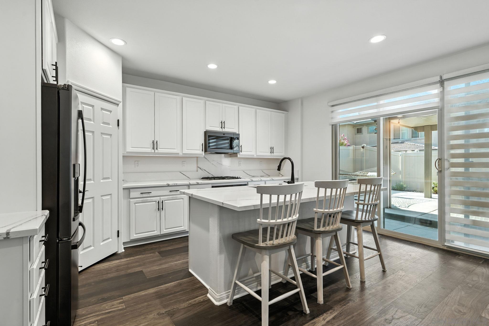 Detail Gallery Image 12 of 47 For 32005  Radiant Dr, Temecula,  CA 92591 - 3 Beds | 2/1 Baths