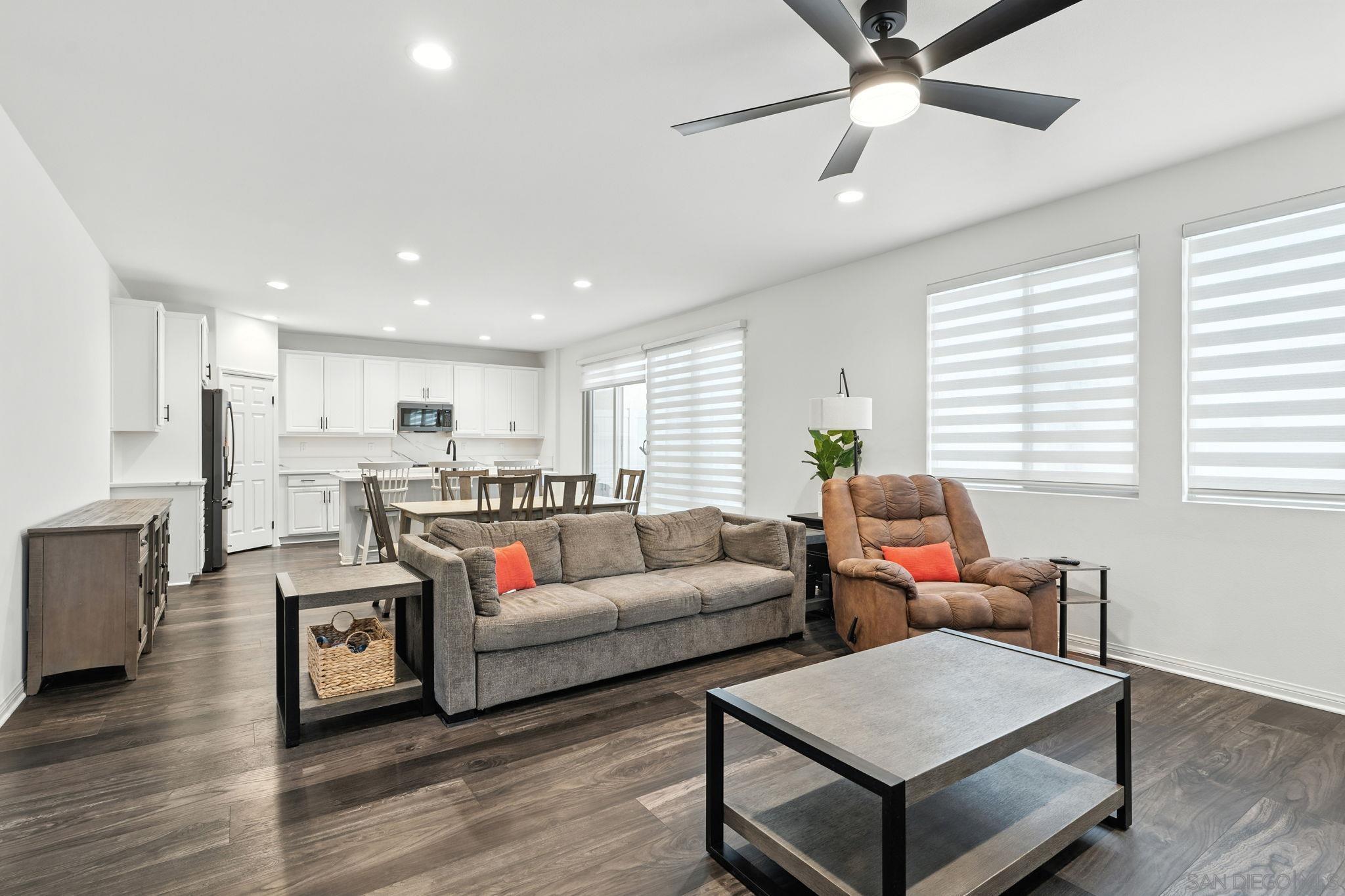 Detail Gallery Image 9 of 47 For 32005  Radiant Dr, Temecula,  CA 92591 - 3 Beds | 2/1 Baths