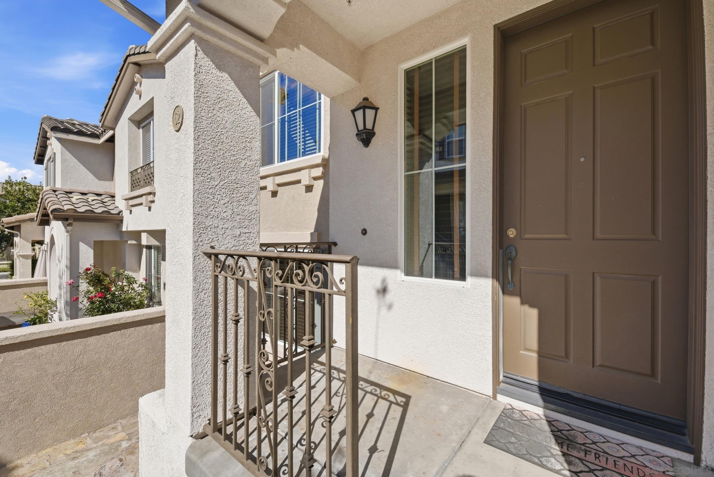 Detail Gallery Image 2 of 21 For 16953  New Rochelle Way  62, San Diego,  CA 92127 - 3 Beds | 2/1 Baths