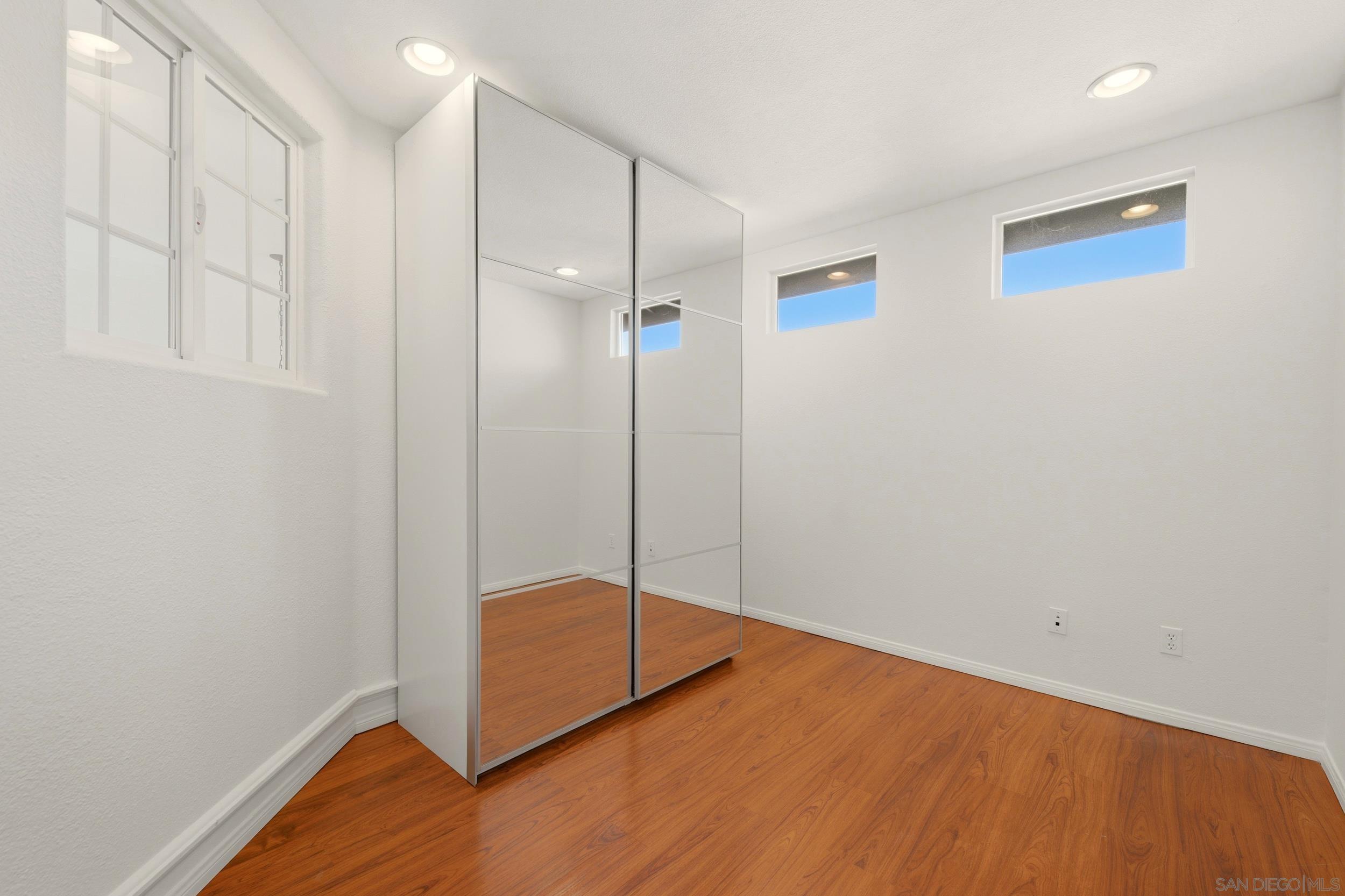 Detail Gallery Image 18 of 21 For 16953  New Rochelle Way  62, San Diego,  CA 92127 - 3 Beds | 2/1 Baths