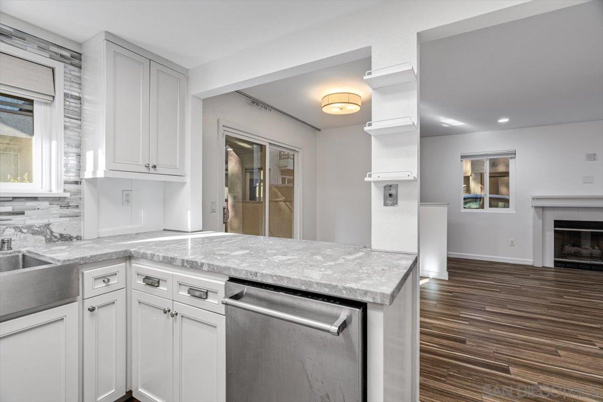 Detail Gallery Image 11 of 51 For 7453  Fortuna Vista Ct  #36,  Santee,  CA 92071 - 3 Beds | 2/1 Baths