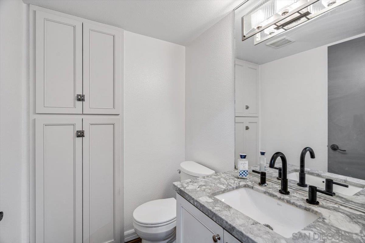 Detail Gallery Image 12 of 51 For 7453  Fortuna Vista Ct  #36,  Santee,  CA 92071 - 3 Beds | 2/1 Baths