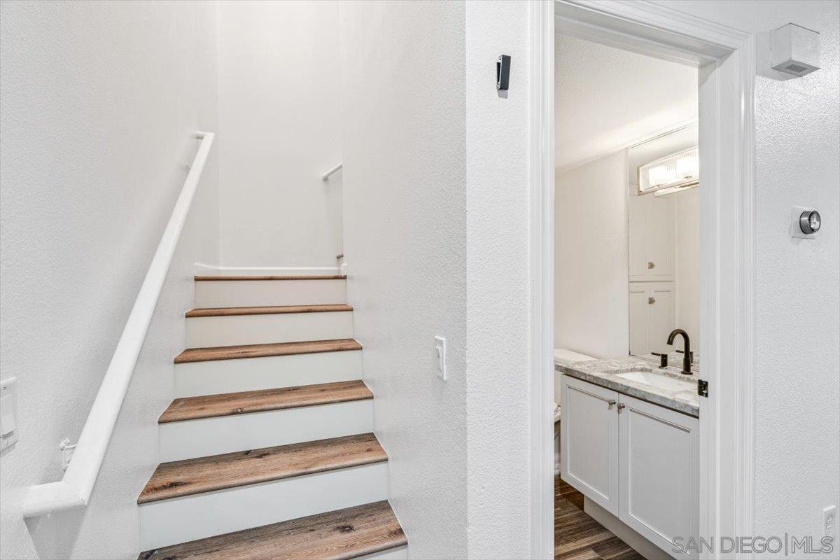 Detail Gallery Image 13 of 51 For 7453  Fortuna Vista Ct  #36,  Santee,  CA 92071 - 3 Beds | 2/1 Baths