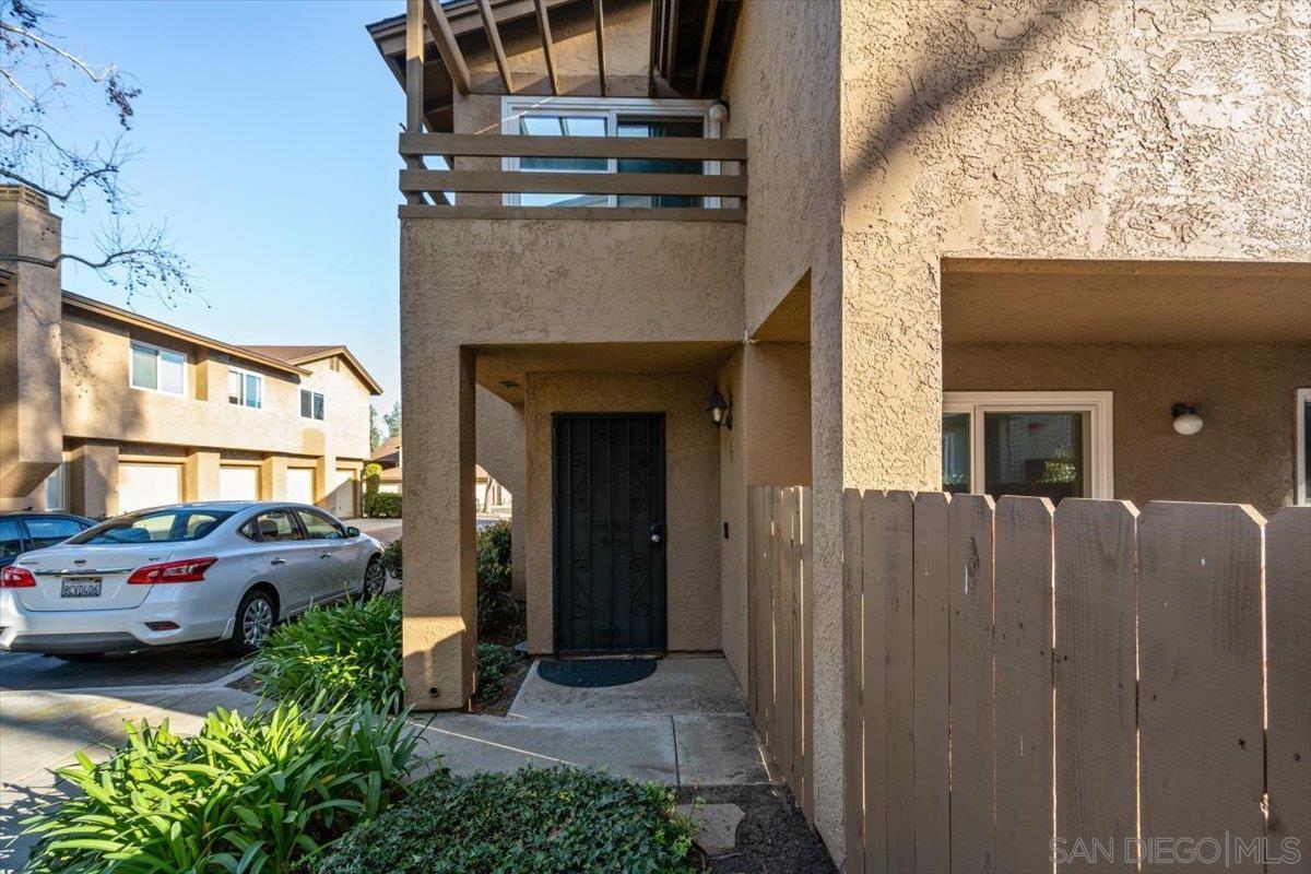 Detail Gallery Image 3 of 51 For 7453  Fortuna Vista Ct  #36,  Santee,  CA 92071 - 3 Beds | 2/1 Baths