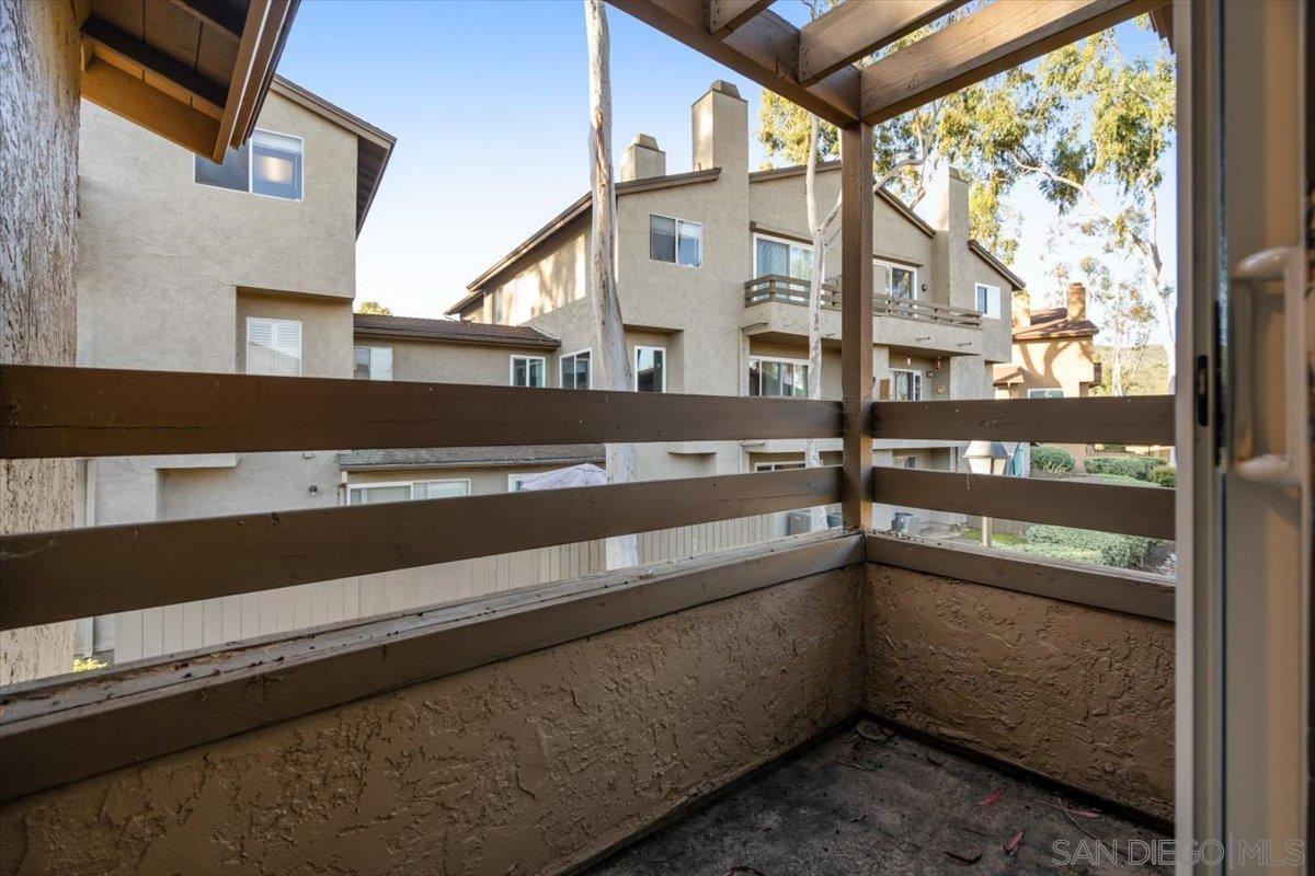 Detail Gallery Image 22 of 51 For 7453  Fortuna Vista Ct  #36,  Santee,  CA 92071 - 3 Beds | 2/1 Baths