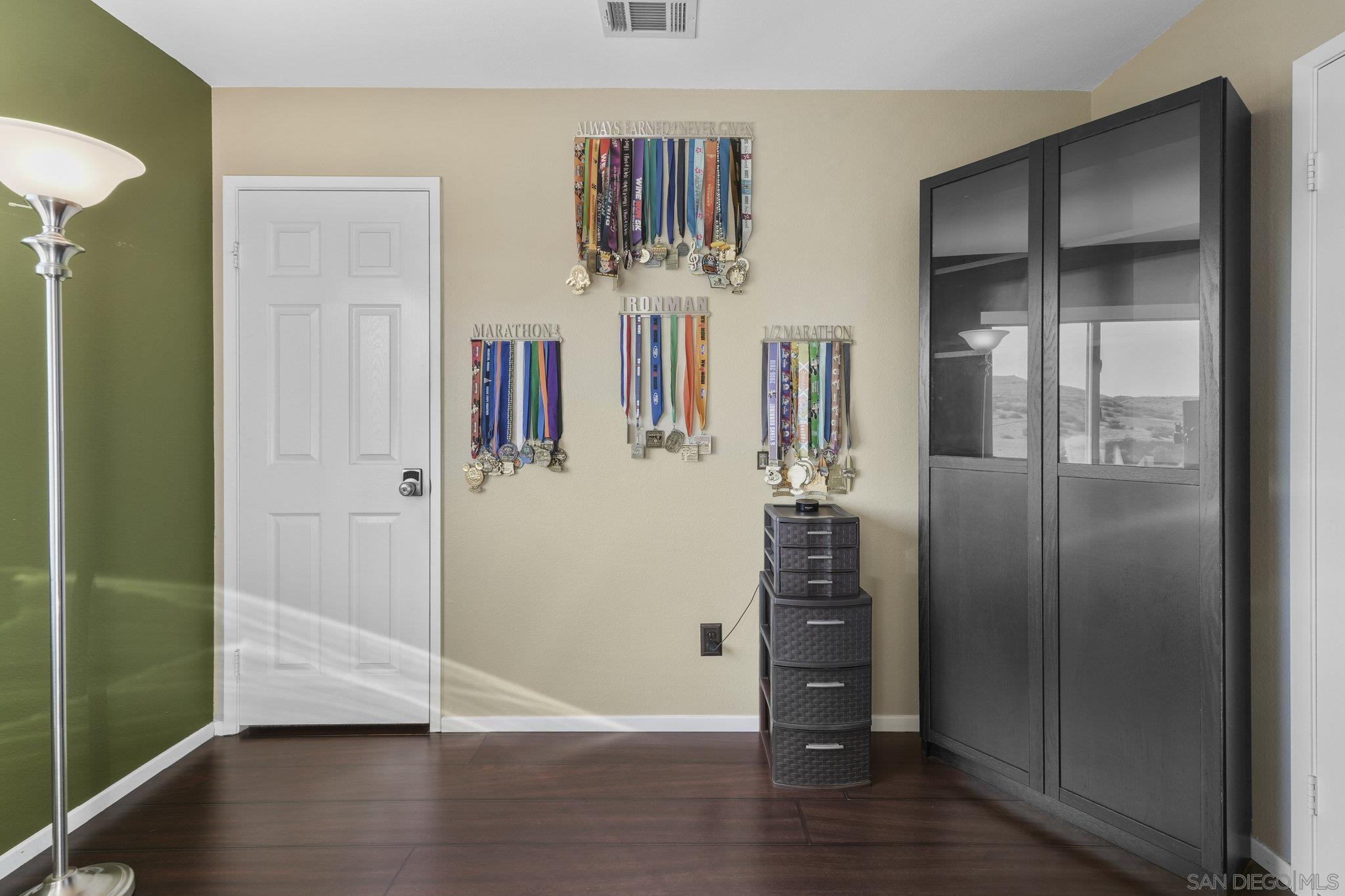 Detail Gallery Image 44 of 52 For 1519  Taber Dr, Chula Vista,  CA 91911 - 4 Beds | 2/1 Baths