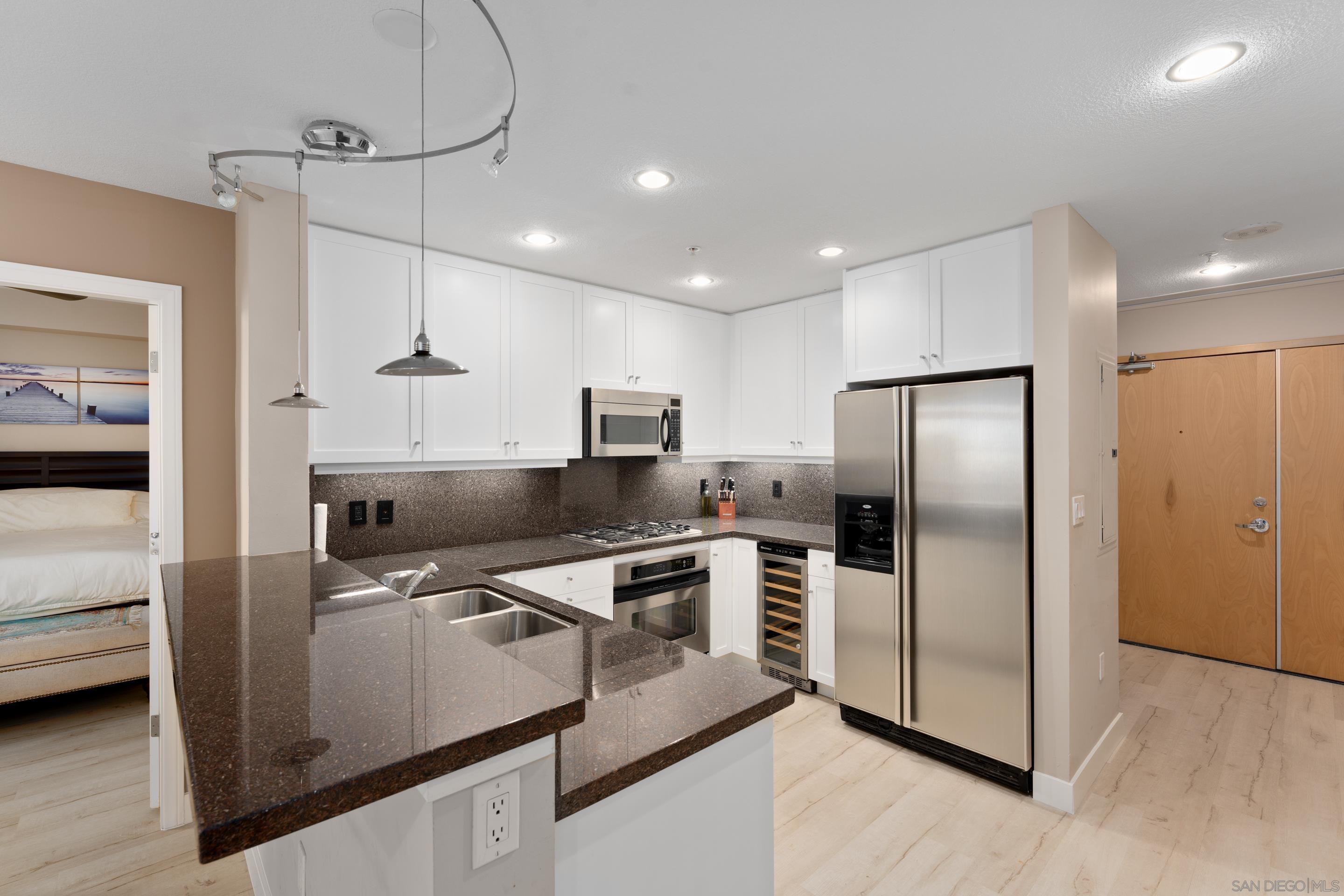 Front Image Thumbnail for SD260003310