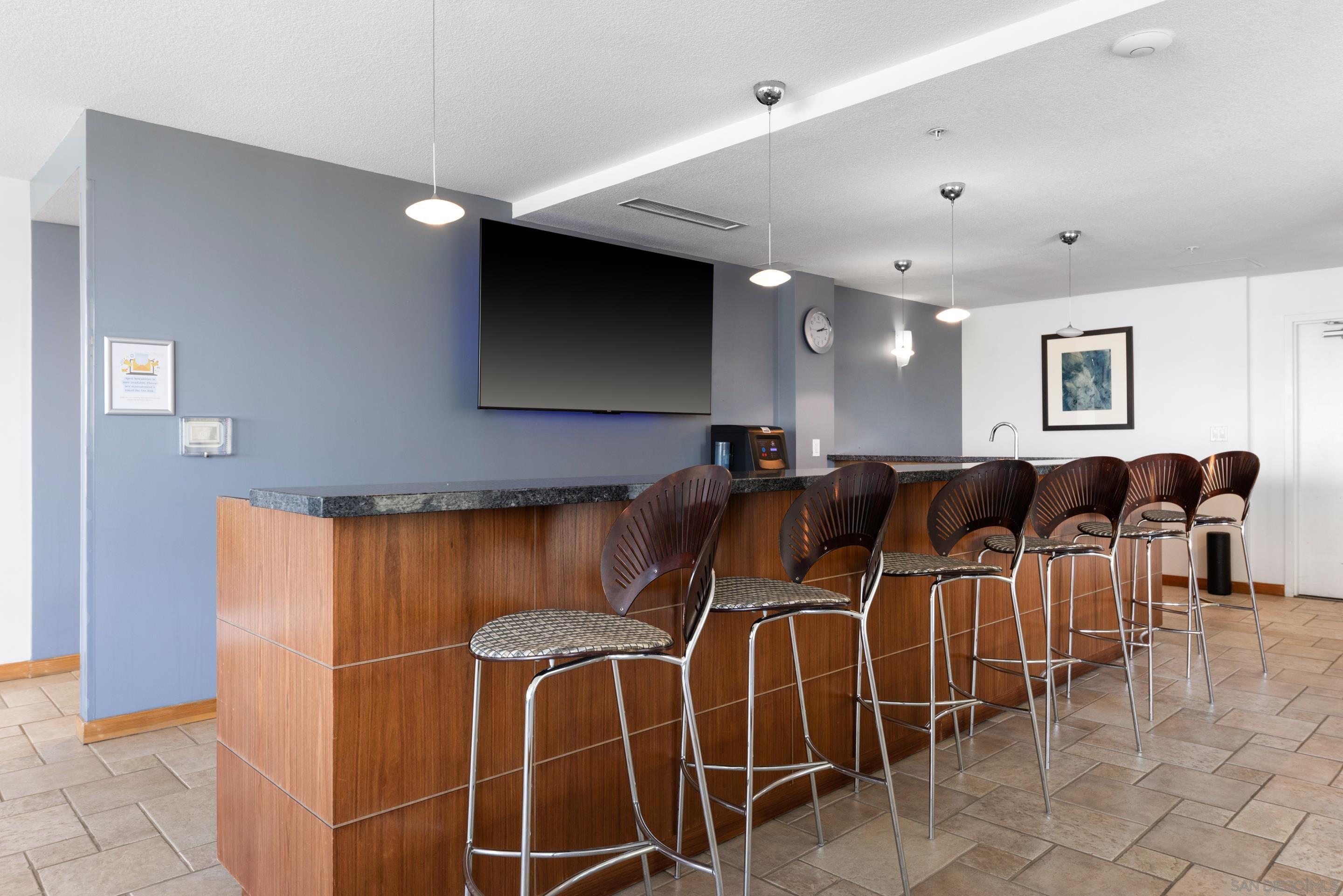 Detail Gallery Image 33 of 38 For 850  Beech St  701, San Diego,  CA 92101 - 1 Beds | 1/1 Baths