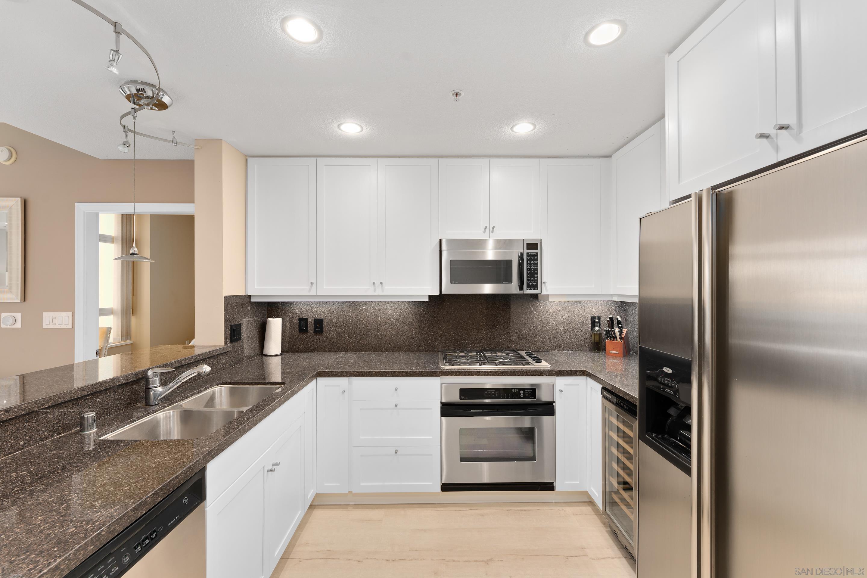 Detail Gallery Image 9 of 38 For 850  Beech St  701, San Diego,  CA 92101 - 1 Beds | 1/1 Baths