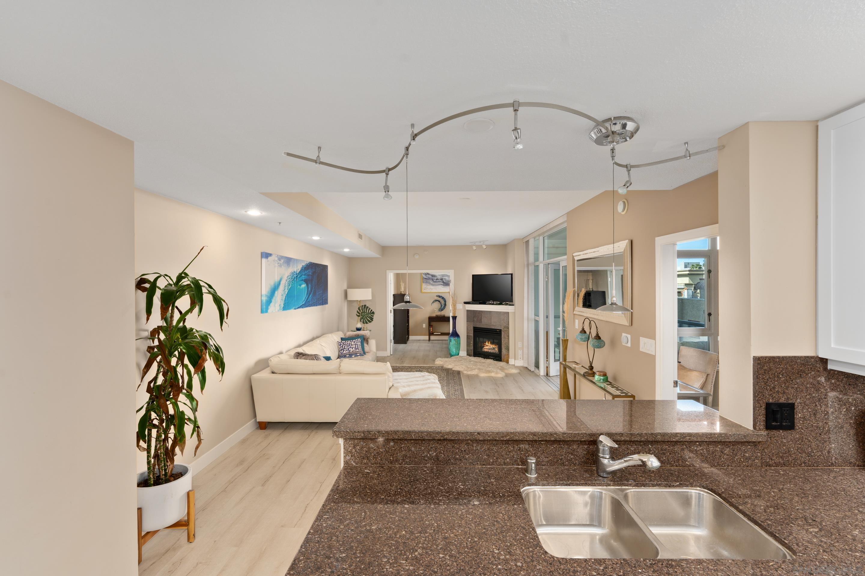 Detail Gallery Image 10 of 38 For 850  Beech St  701, San Diego,  CA 92101 - 1 Beds | 1/1 Baths