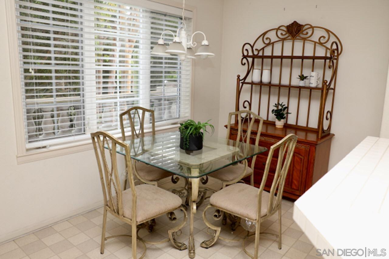 Detail Gallery Image 17 of 34 For 2862  Torrey Pines Rd, La Jolla,  CA 92037 - 3 Beds | 3 Baths