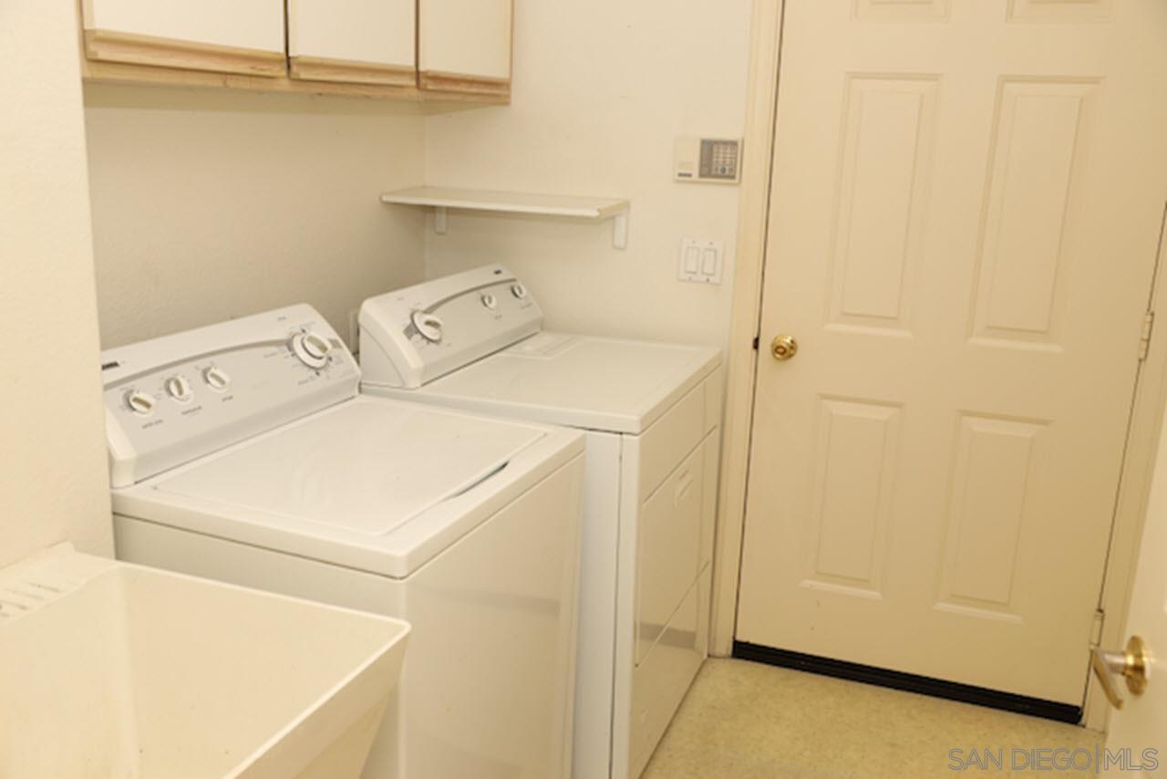 Detail Gallery Image 23 of 34 For 2862  Torrey Pines Rd, La Jolla,  CA 92037 - 3 Beds | 3 Baths