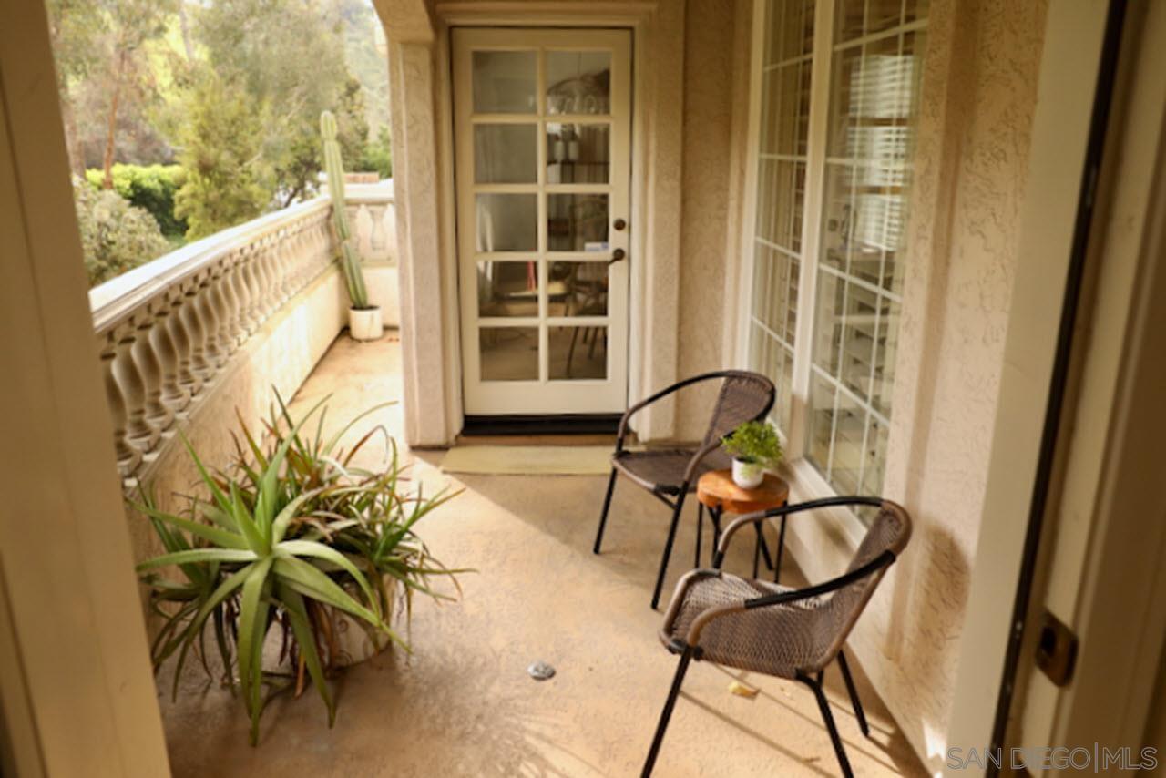 Detail Gallery Image 24 of 34 For 2862  Torrey Pines Rd, La Jolla,  CA 92037 - 3 Beds | 3 Baths