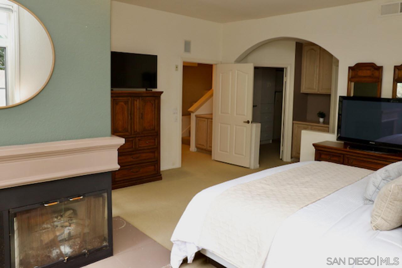 Detail Gallery Image 33 of 34 For 2862  Torrey Pines Rd, La Jolla,  CA 92037 - 3 Beds | 3 Baths