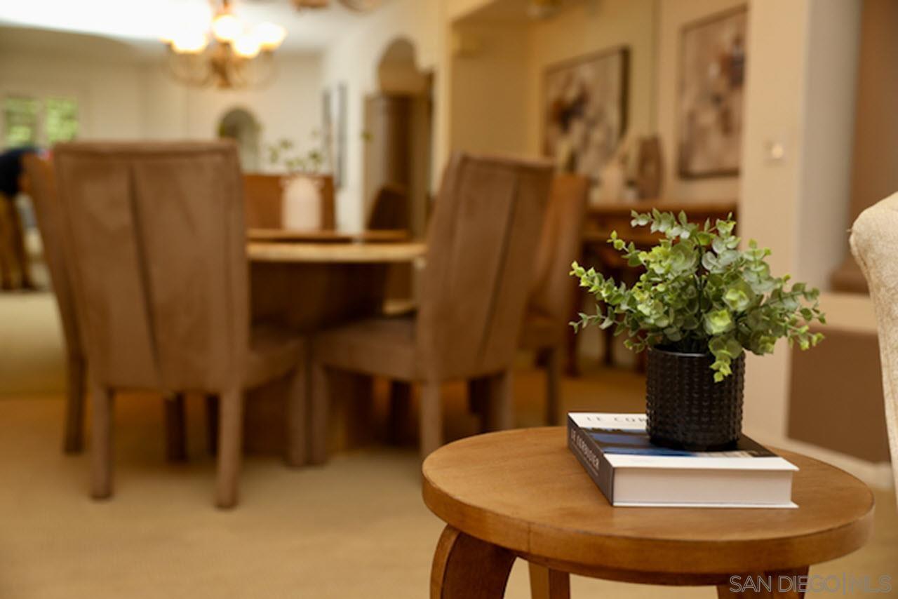 Detail Gallery Image 8 of 34 For 2862  Torrey Pines Rd, La Jolla,  CA 92037 - 3 Beds | 3 Baths