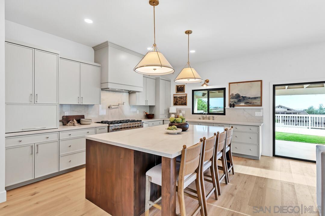 Detail Gallery Image 23 of 74 For 2105  Harbour Heights Rd, San Diego,  CA 92109 - 4 Beds | 2 Baths