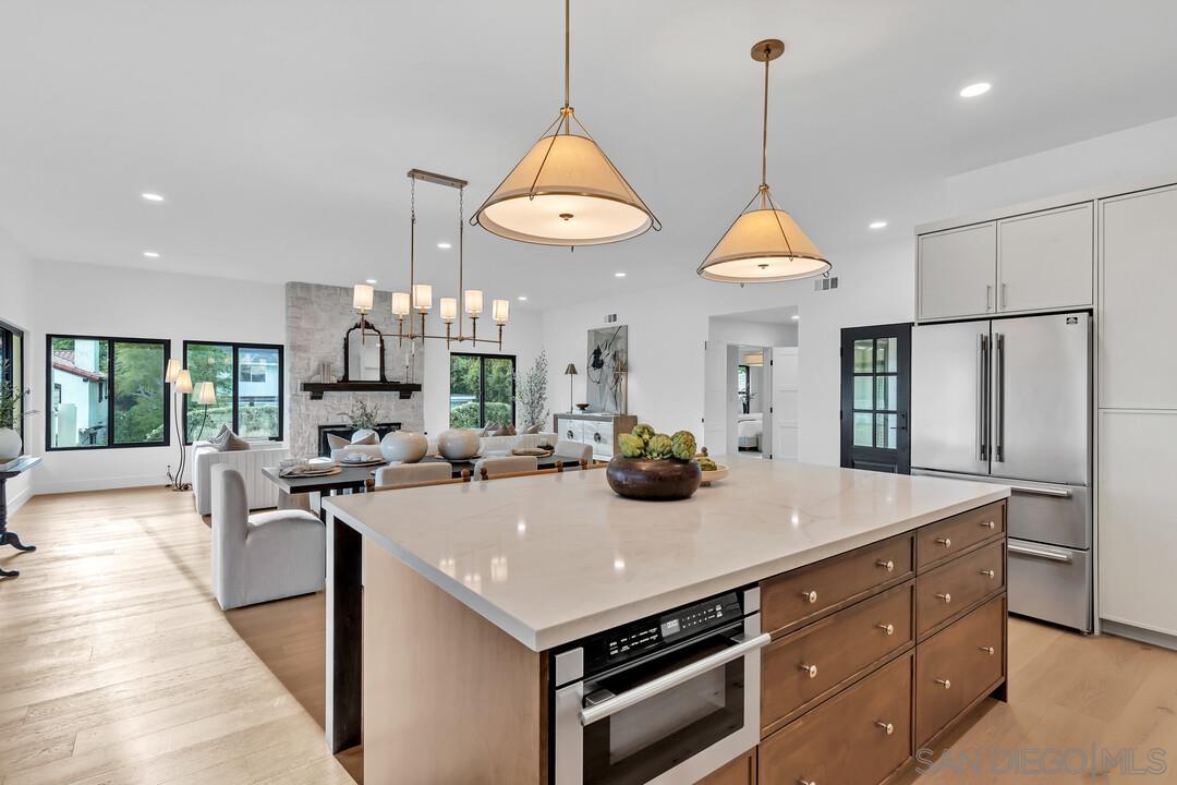 Detail Gallery Image 31 of 74 For 2105  Harbour Heights Rd, San Diego,  CA 92109 - 4 Beds | 2 Baths