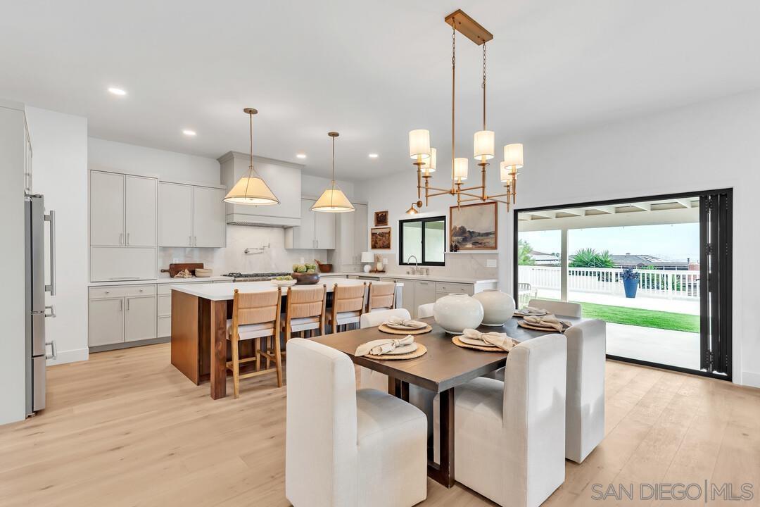 Detail Gallery Image 38 of 74 For 2105  Harbour Heights Rd, San Diego,  CA 92109 - 4 Beds | 2 Baths