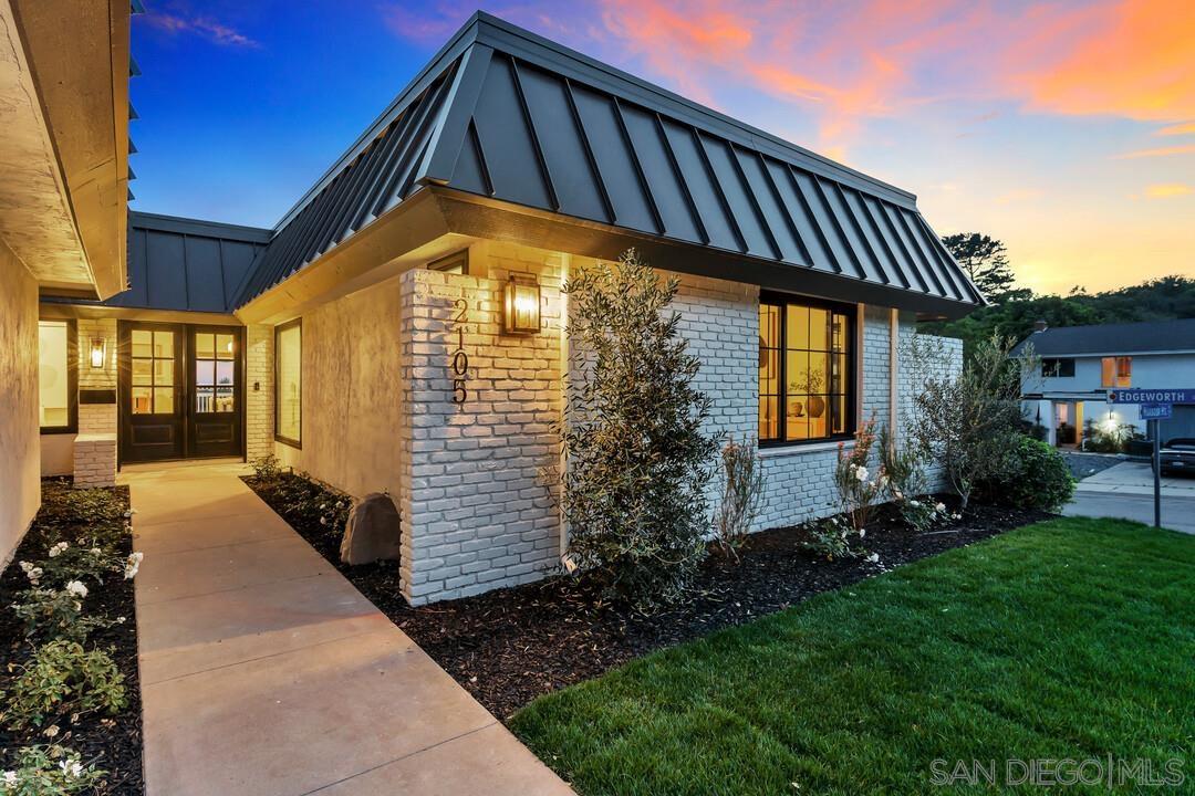 Detail Gallery Image 7 of 74 For 2105  Harbour Heights Rd, San Diego,  CA 92109 - 4 Beds | 2 Baths