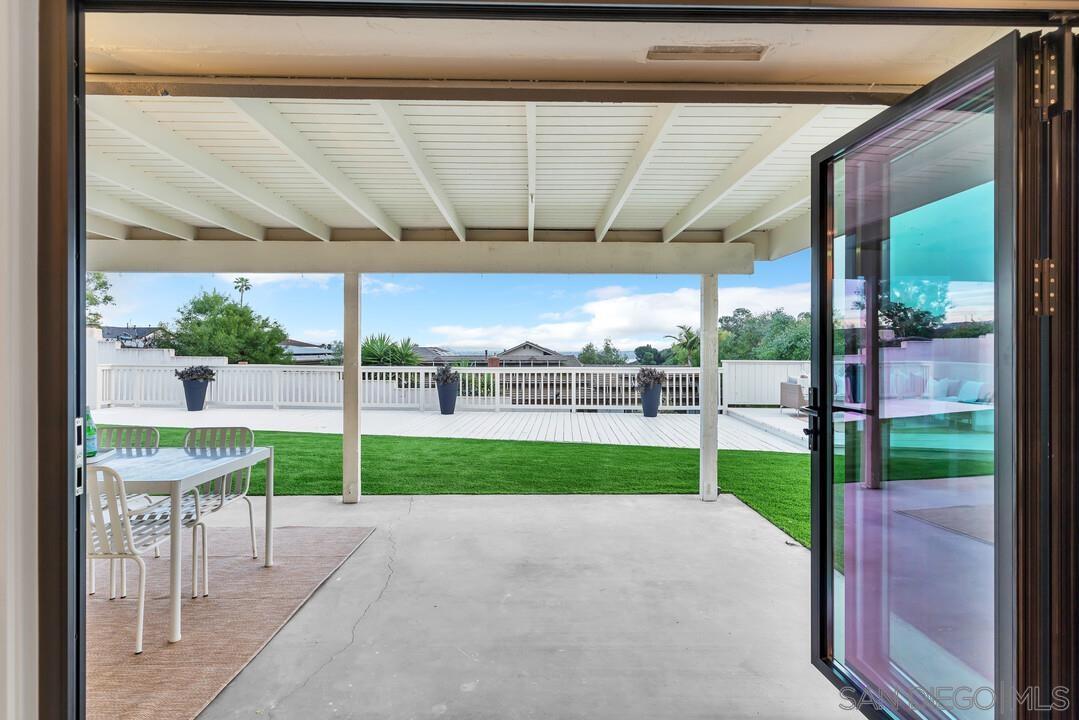 Detail Gallery Image 69 of 74 For 2105  Harbour Heights Rd, San Diego,  CA 92109 - 4 Beds | 2 Baths