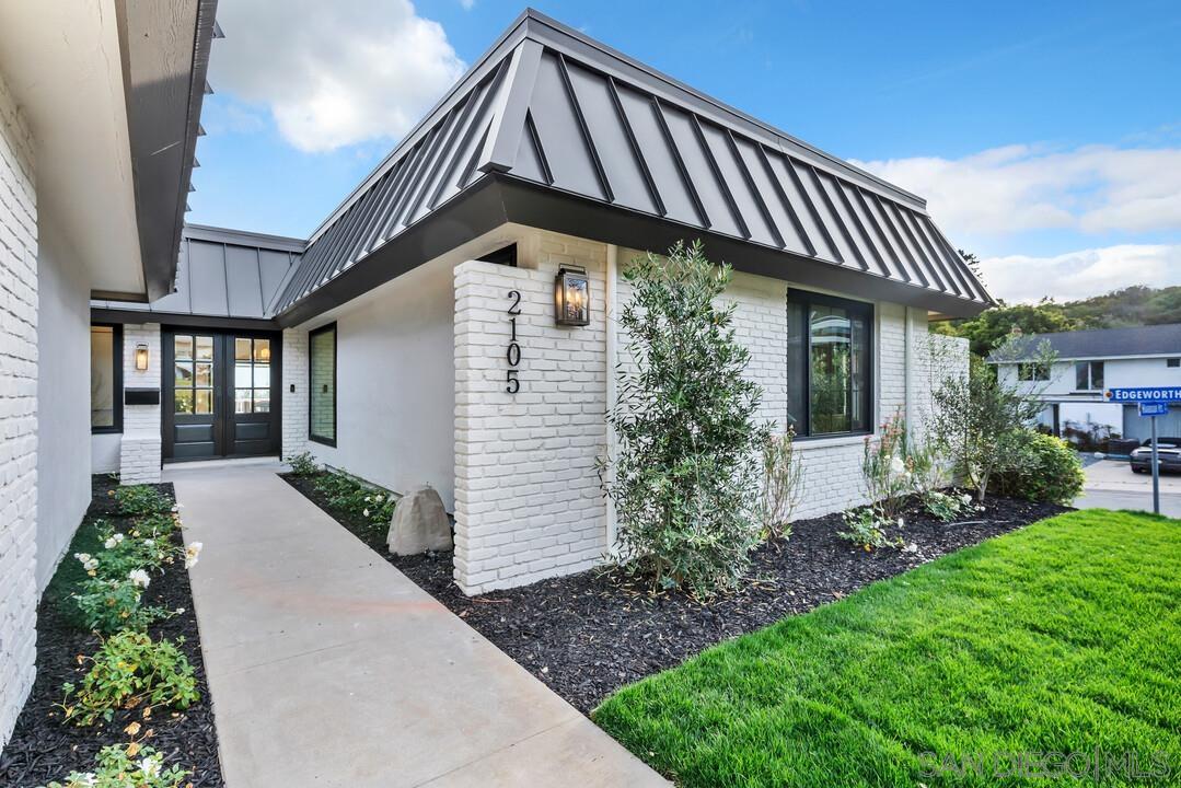 Detail Gallery Image 8 of 74 For 2105  Harbour Heights Rd, San Diego,  CA 92109 - 4 Beds | 2 Baths