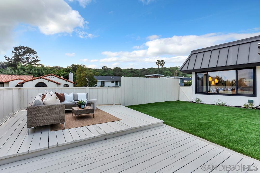 Detail Gallery Image 71 of 74 For 2105  Harbour Heights Rd, San Diego,  CA 92109 - 4 Beds | 2 Baths