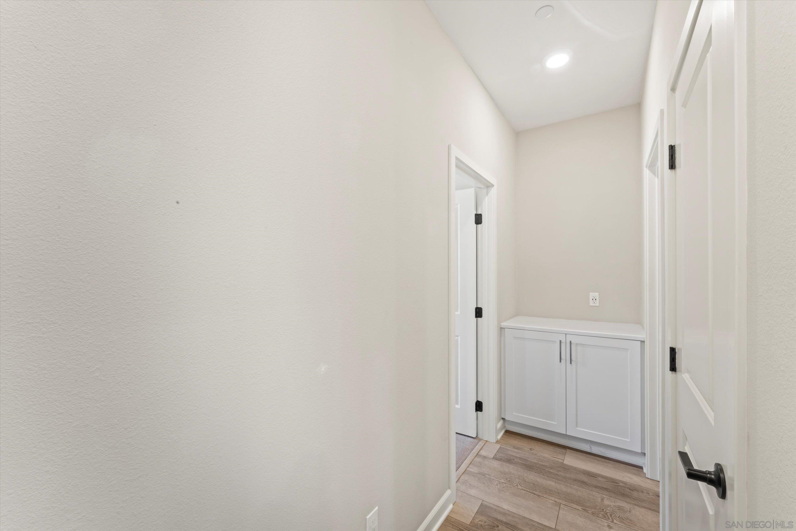 Detail Gallery Image 11 of 36 For 675  Grant Ct, Vista,  CA 92083 - 5 Beds | 4 Baths