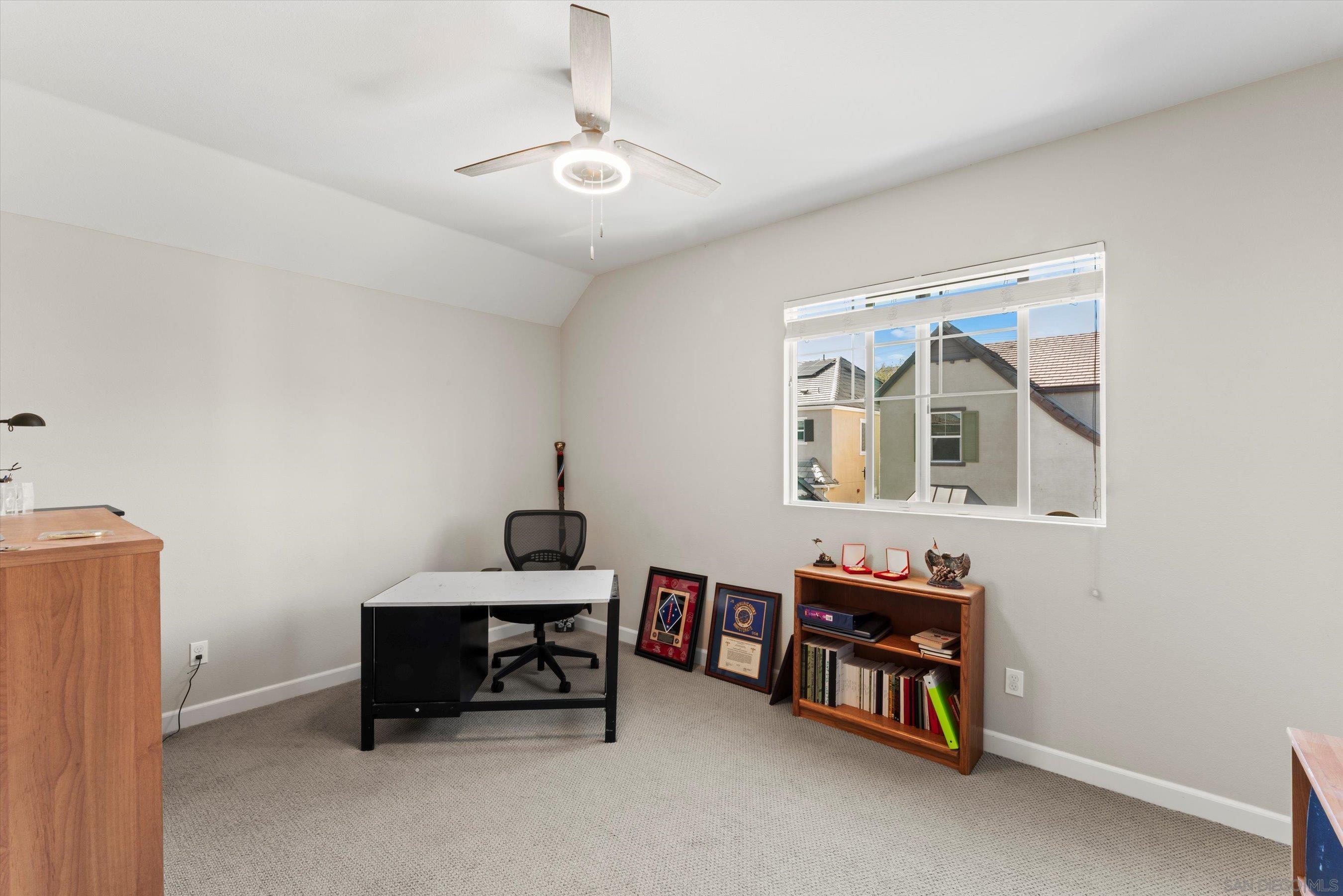 Detail Gallery Image 21 of 35 For 675  Grant Ct, Vista,  CA 92083 - 5 Beds | 4 Baths