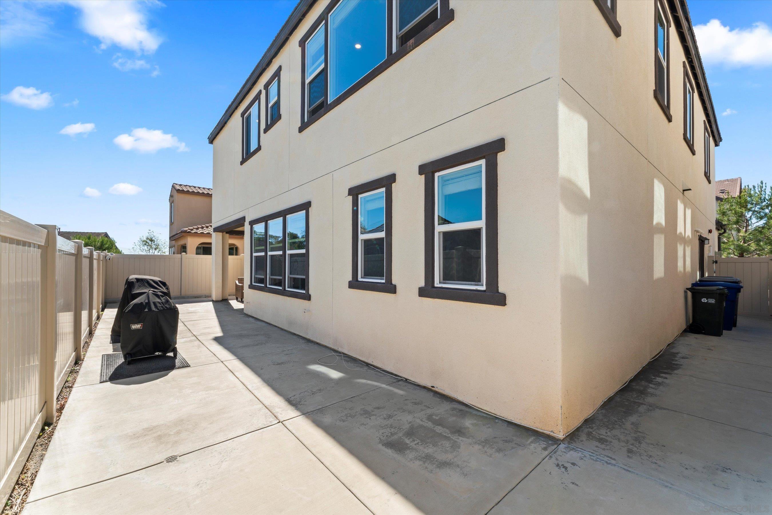 Detail Gallery Image 32 of 35 For 675  Grant Ct, Vista,  CA 92083 - 5 Beds | 4 Baths