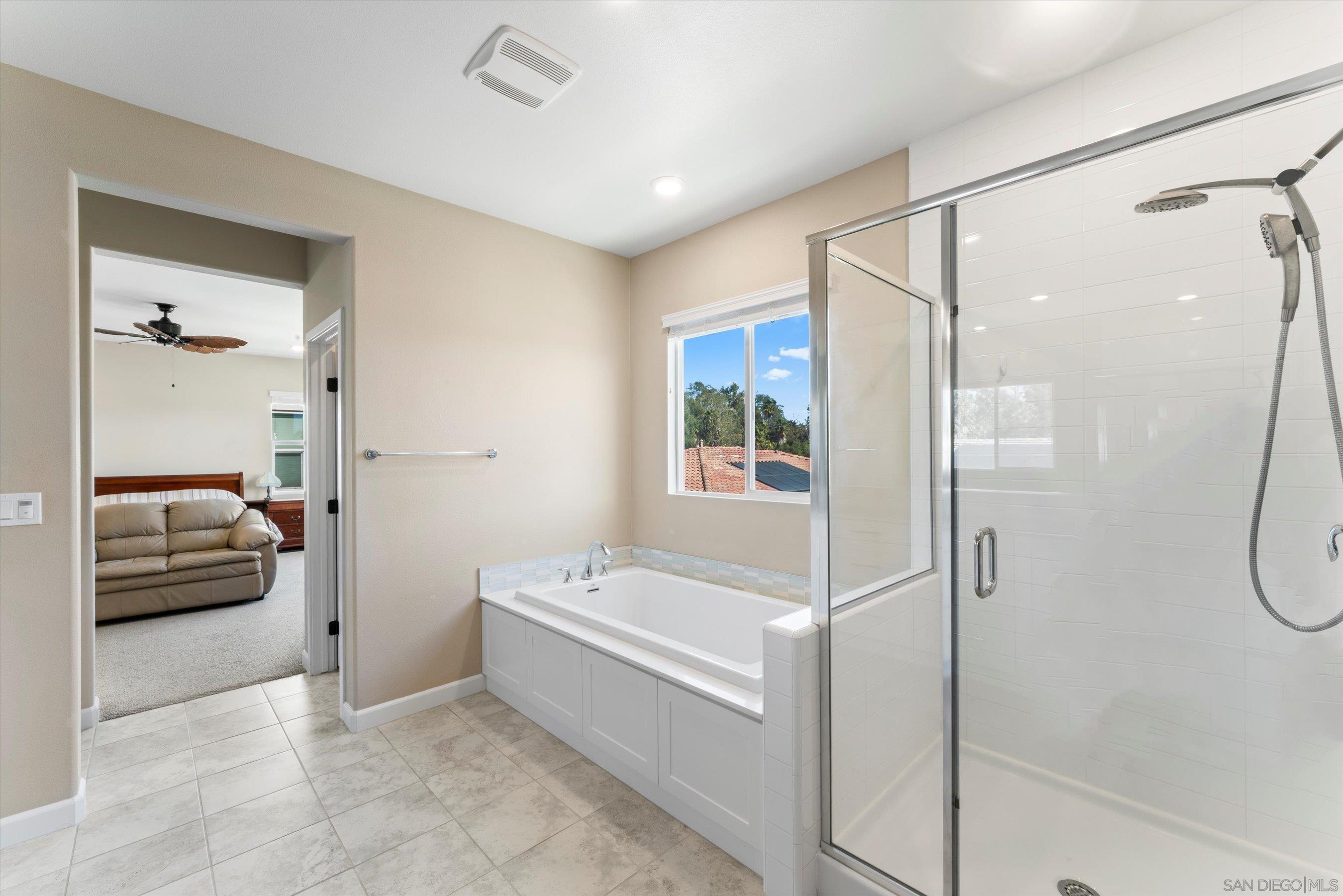 Detail Gallery Image 33 of 39 For 675  Grant Ct, Vista,  CA 92083 - 5 Beds | 4 Baths