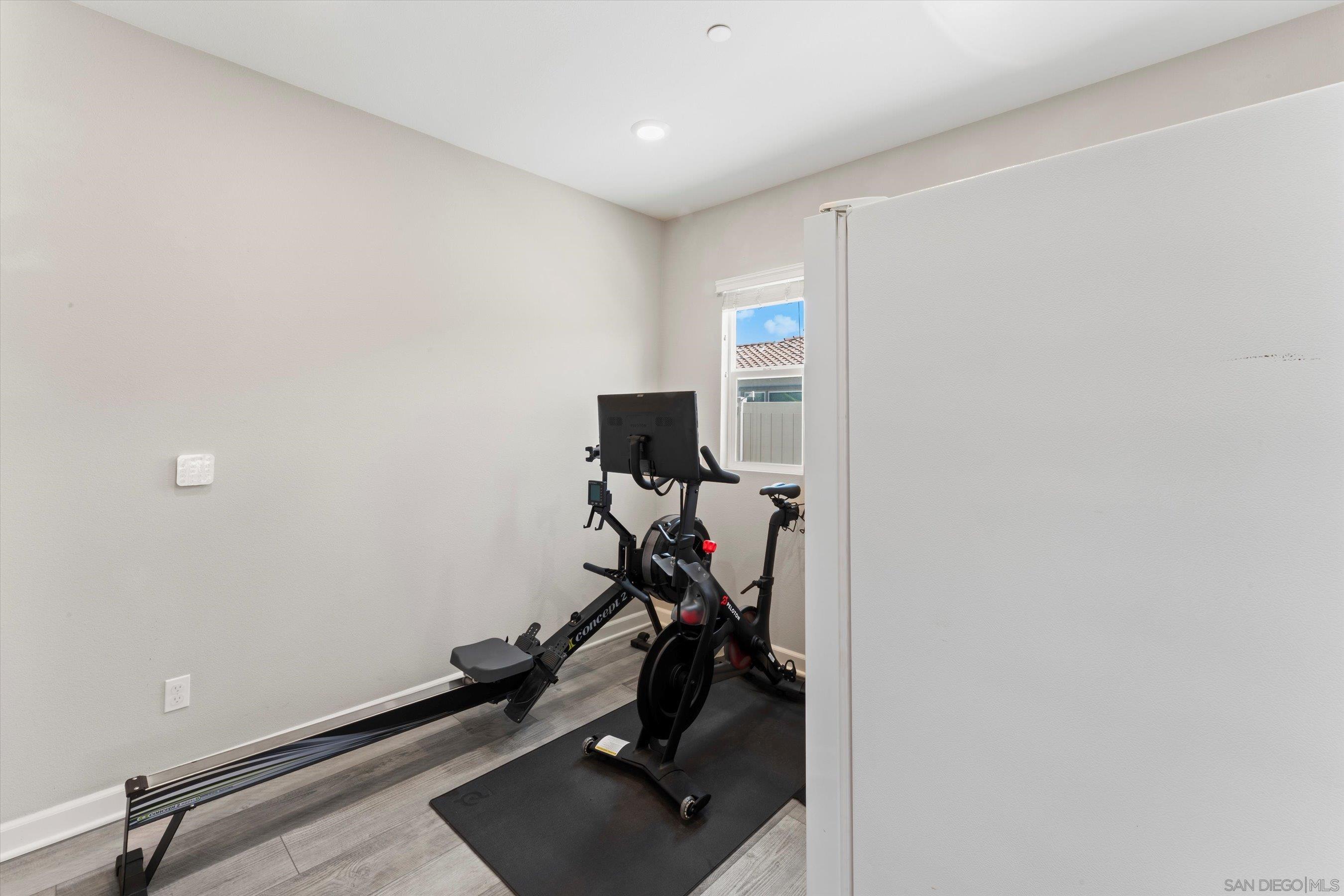 Detail Gallery Image 10 of 36 For 675  Grant Ct, Vista,  CA 92083 - 5 Beds | 4 Baths