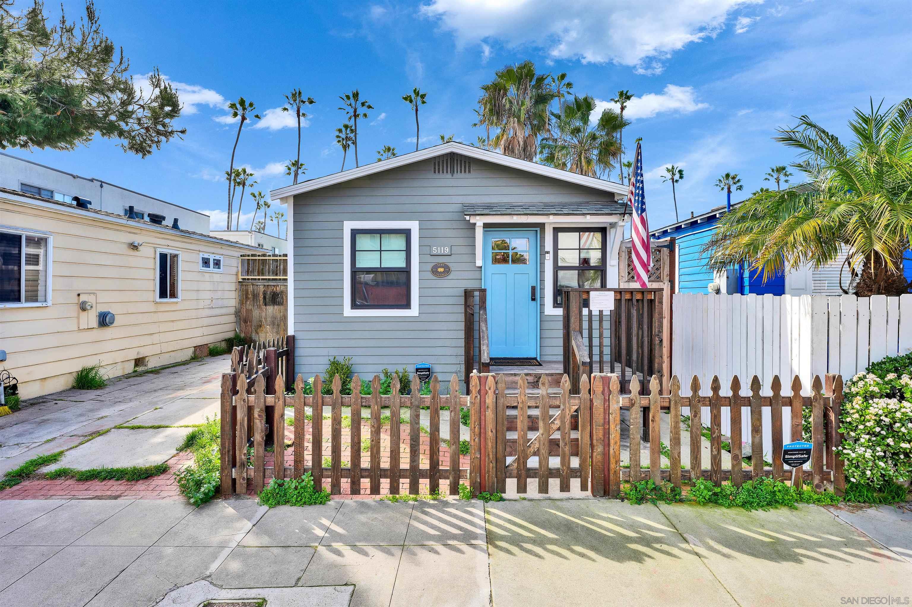 Detail Gallery Image 4 of 38 For 5119  Lotus St, San Diego,  CA 92107 - 1 Beds | 1 Baths