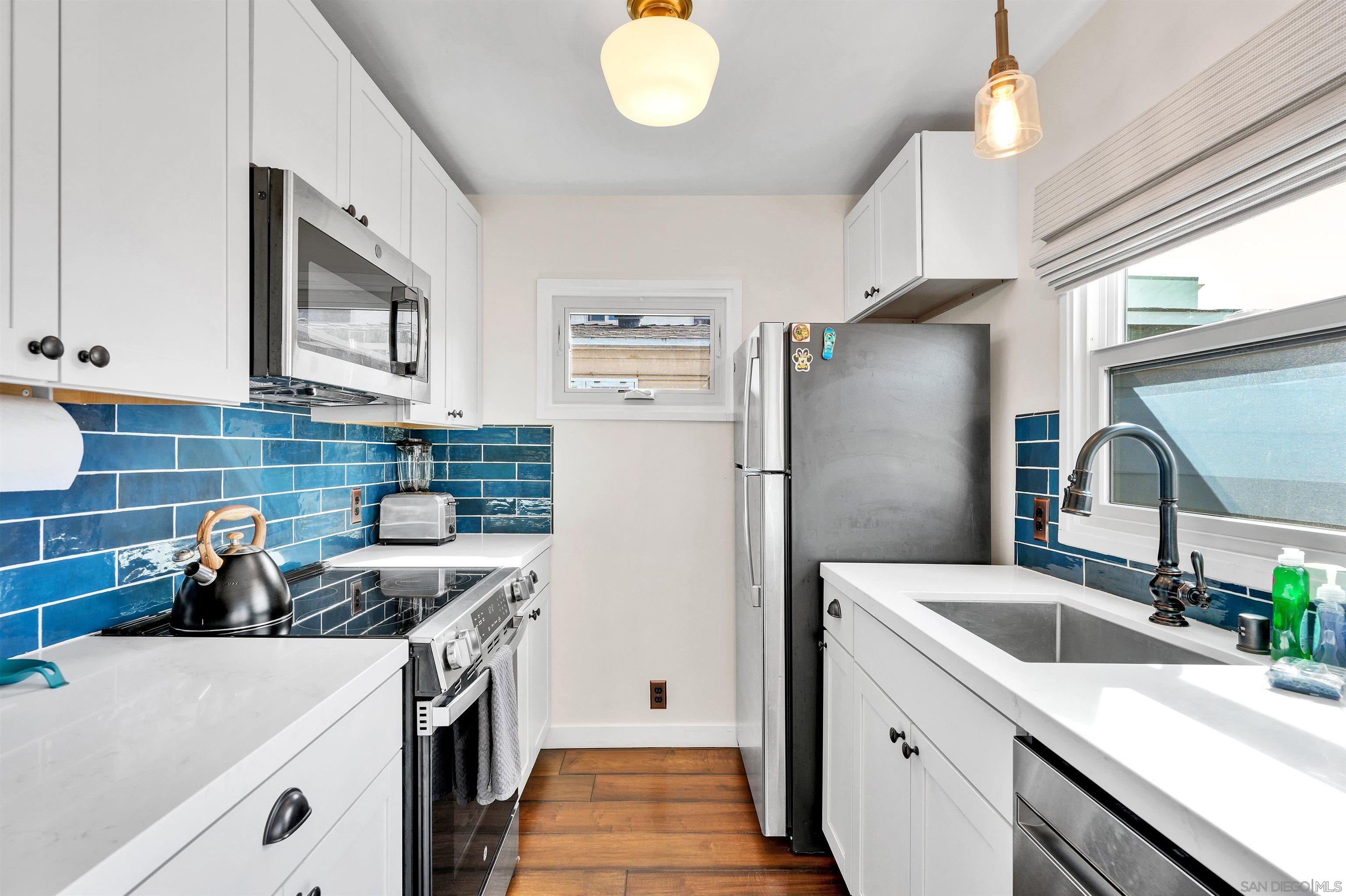 Detail Gallery Image 8 of 38 For 5119  Lotus St, San Diego,  CA 92107 - 1 Beds | 1 Baths