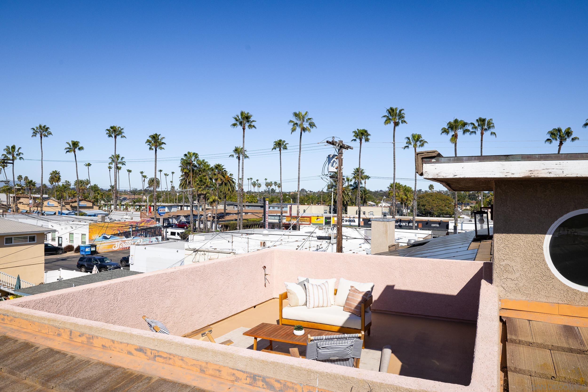 Detail Gallery Image 19 of 45 For 1834 S Tremont St, Oceanside,  CA 92054 - 4 Beds | 3/1 Baths