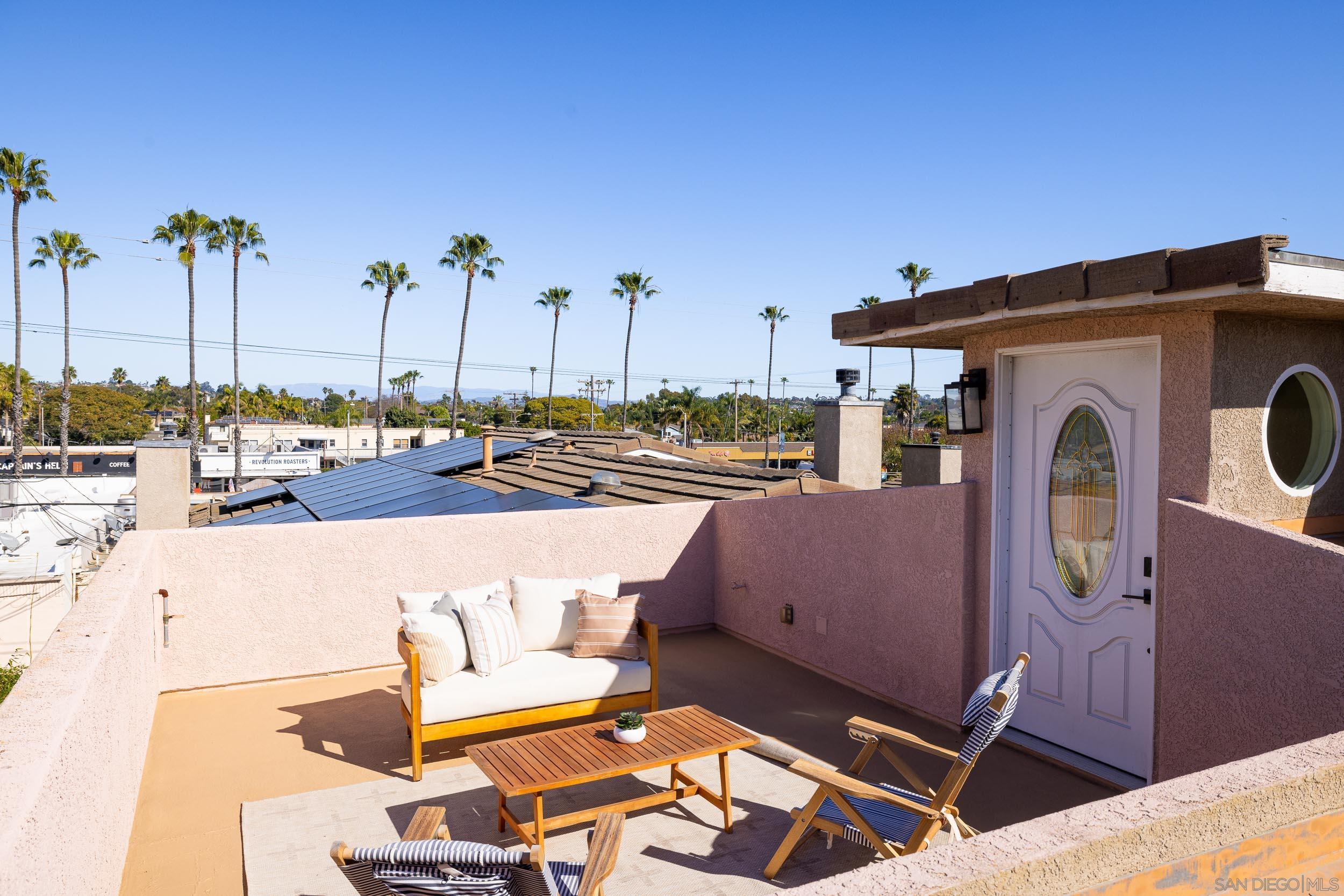 Detail Gallery Image 20 of 45 For 1834 S Tremont St, Oceanside,  CA 92054 - 4 Beds | 3/1 Baths