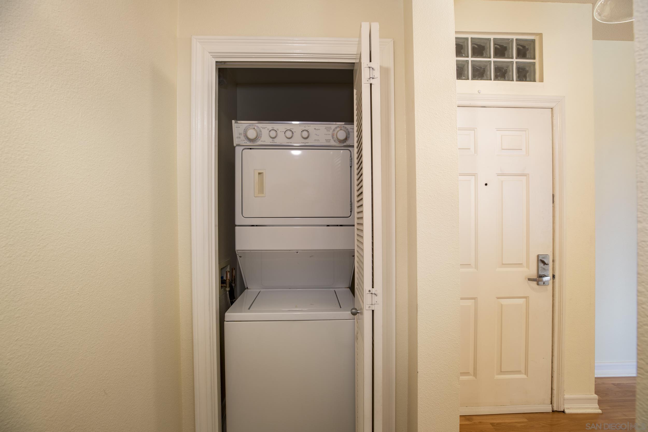 Detail Gallery Image 24 of 32 For 1400  Broadway  1206, San Diego,  CA 92101 - 3 Beds | 2 Baths